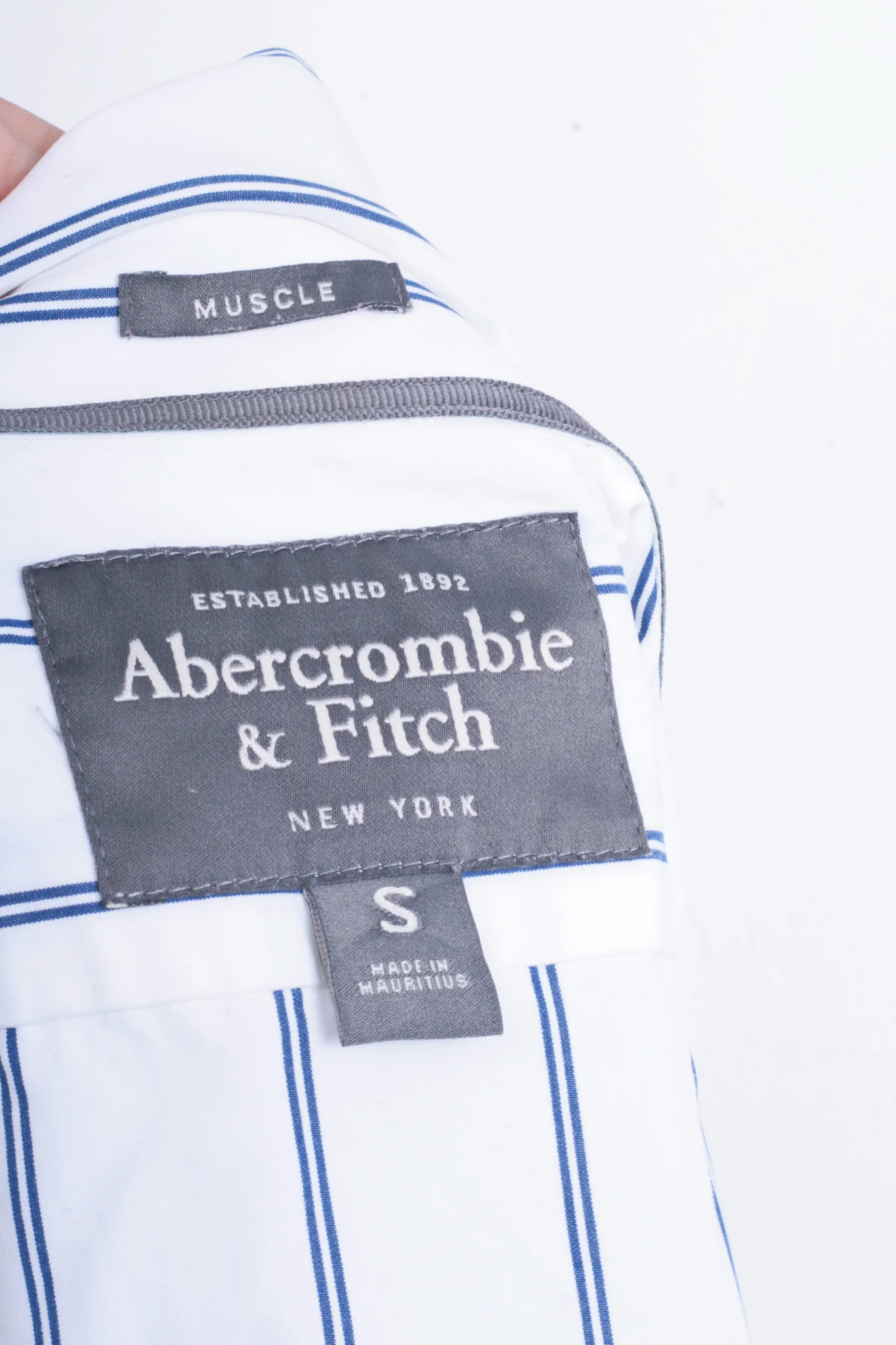 Abercrombie & Fitch Mens S Casual Shirt White Cotton Striped Muscle - Image 4