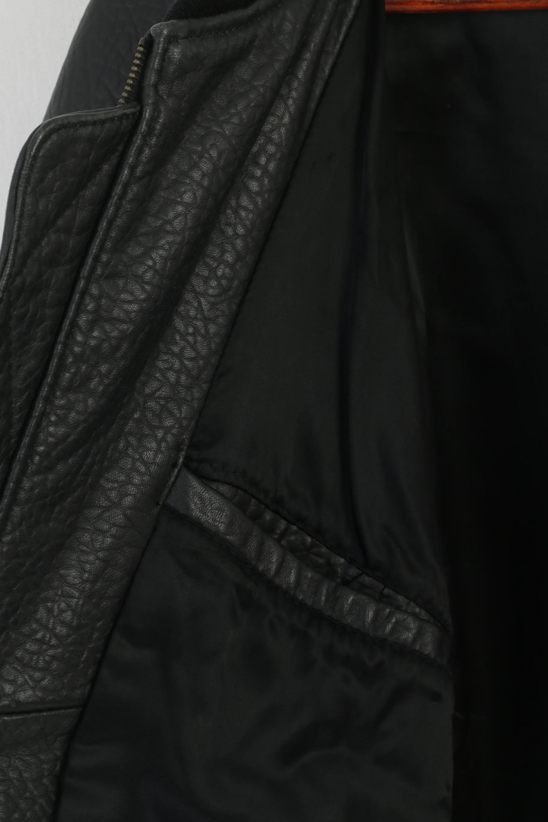 Adidas Men L 192 Leather Jacket Black Olympic Collection 1932 Los Angeles Vintage Top - Image 9
