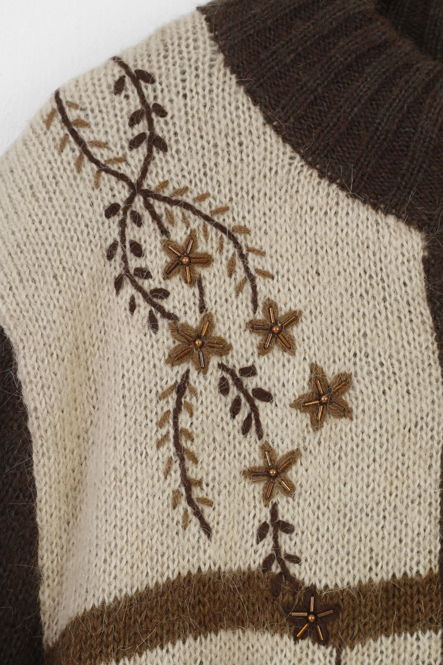 Affections Woman M/L Jumper Khaki Flower Wool Bottoms Shoulder Pads Vintage Sweater Classic Top - Image 4