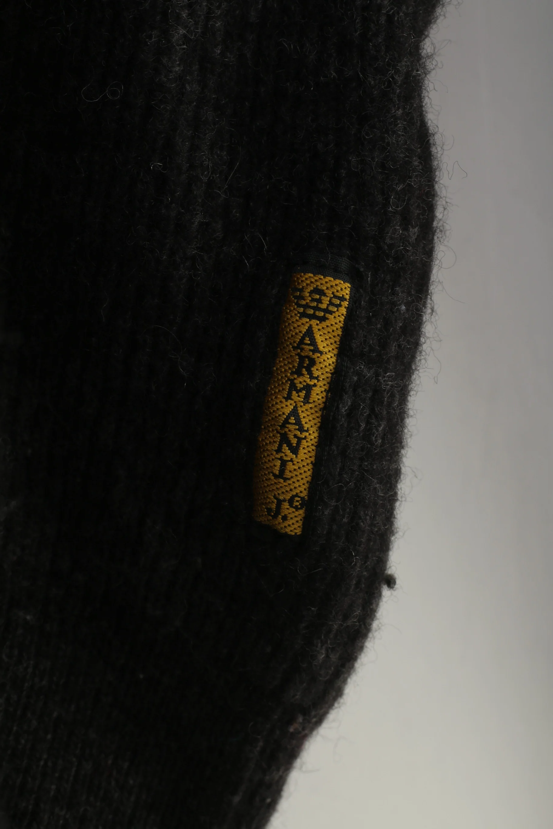 Armani Jeans Men S Jumper Charcoal Made in Italy 1981 V Neck Winter Top - Image 4