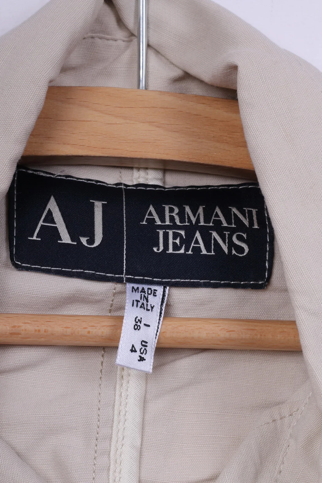 Armani Jeans Women 8 36 S Cropped Blazer Beige Viscose Italy Single Breasted Jacket - Image 3
