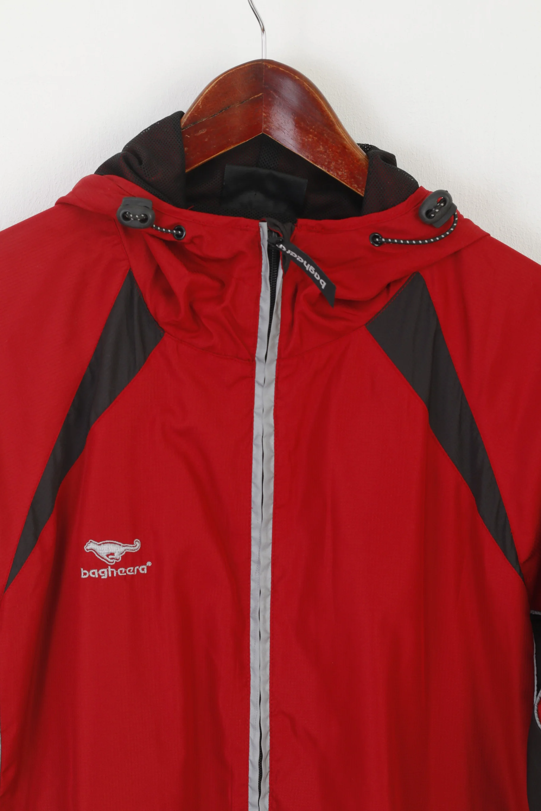 Bagheera Women M Jacket Red Hooded Windcheater Zip Up Reflective Sport Top - Image 2