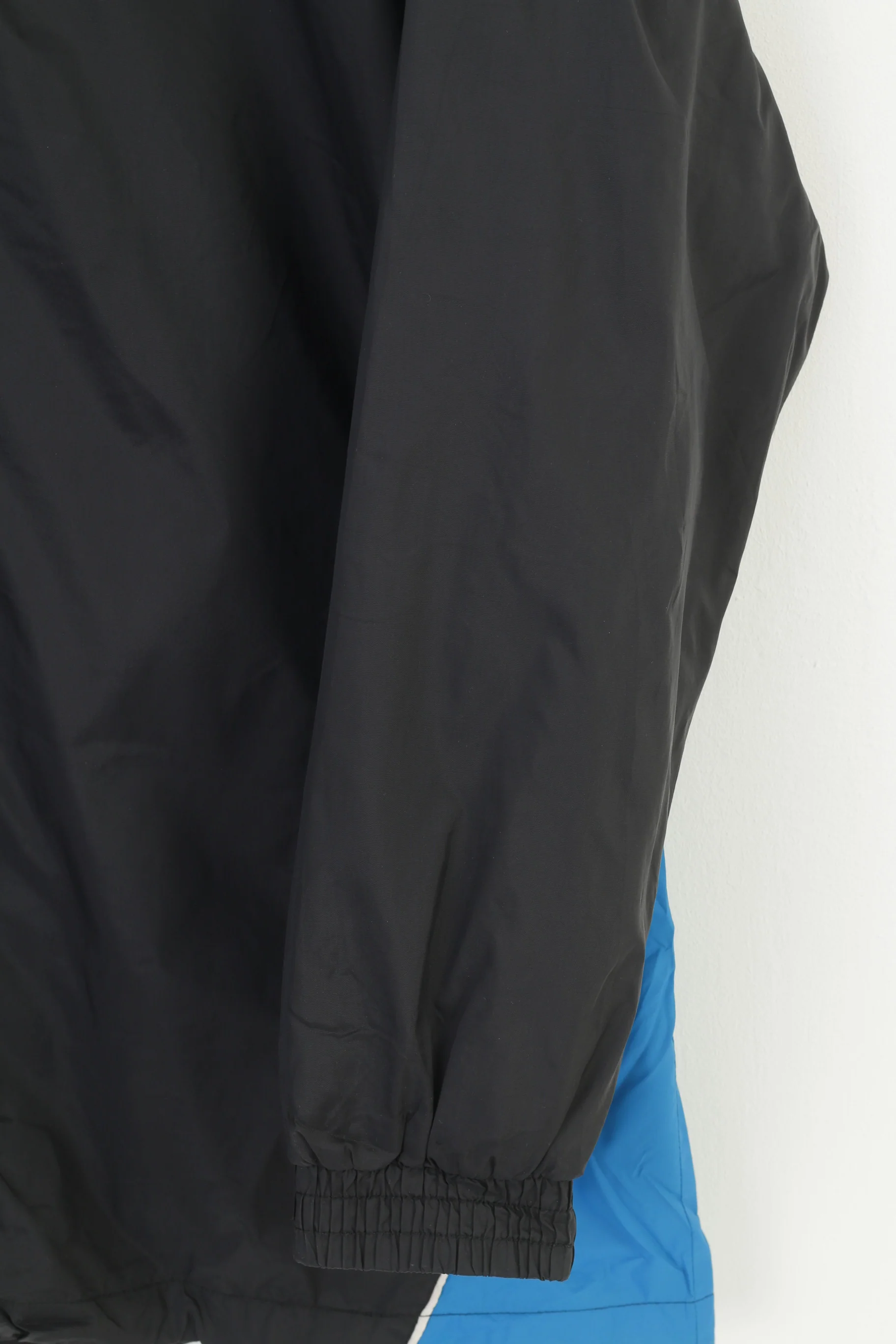 Betandwin.De Men M Lightweight Jacket Black Full Zipper Sportswear SVV Weigenheim Hooded Vintage Outwear Top - Image 3