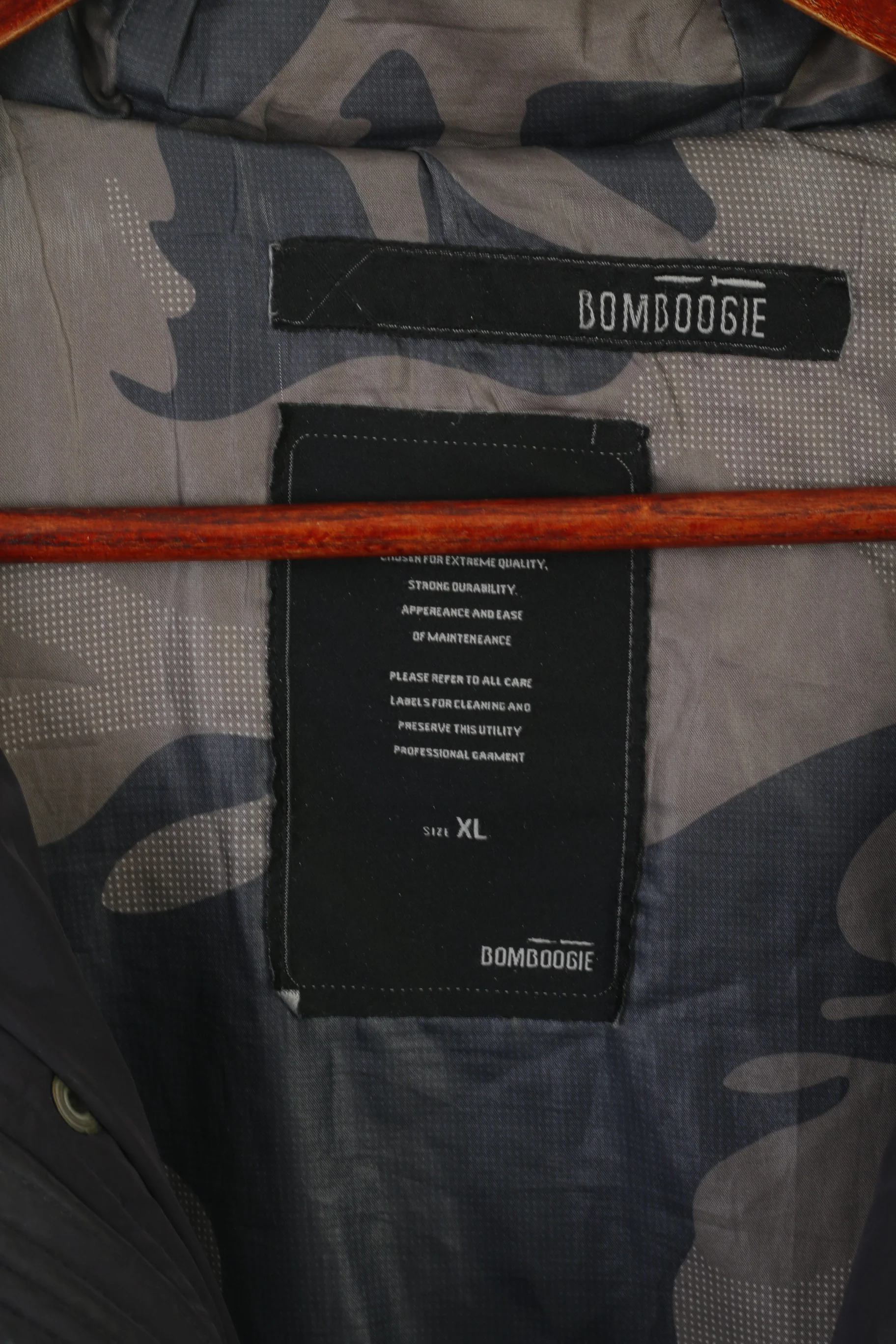 Bomboogie Men XL (L) Down Jacket Black Full Zipper Padded Hood Winter Italy Top - Image 6