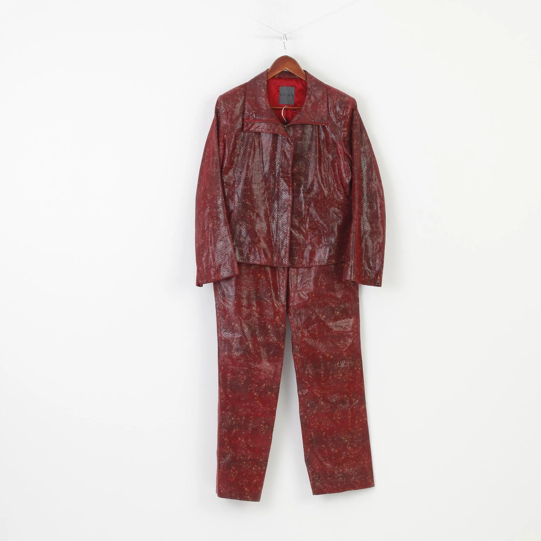 C.C.D.K Woman 16 (L) Suit Burgundy Leather Snake Pattern Shiny Full Zipper 2 Piece Vintage Set