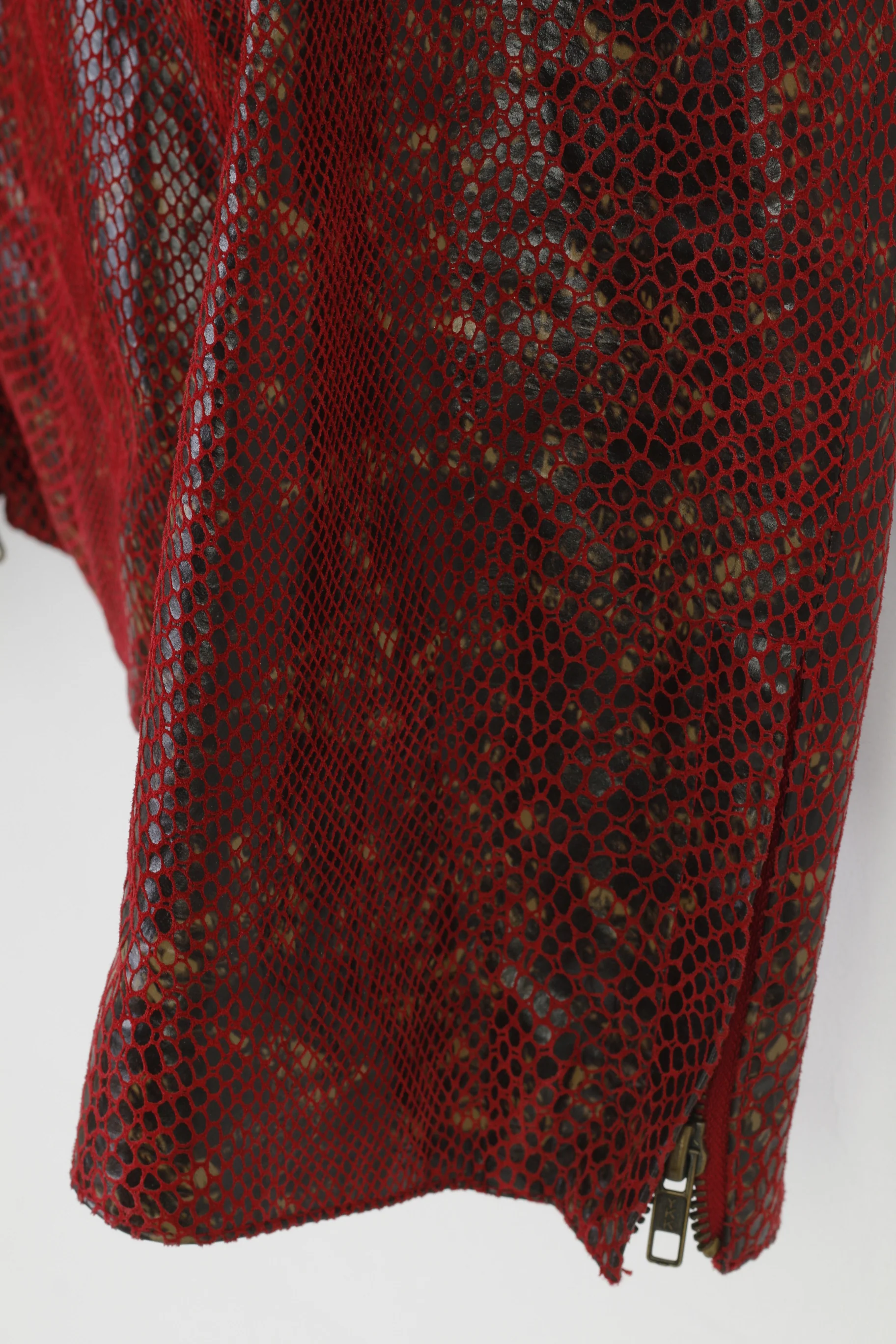 C.C.D.K Woman 16 (L) Suit Burgundy Leather Snake Pattern Shiny Full Zipper 2 Piece Vintage Set - Image 3