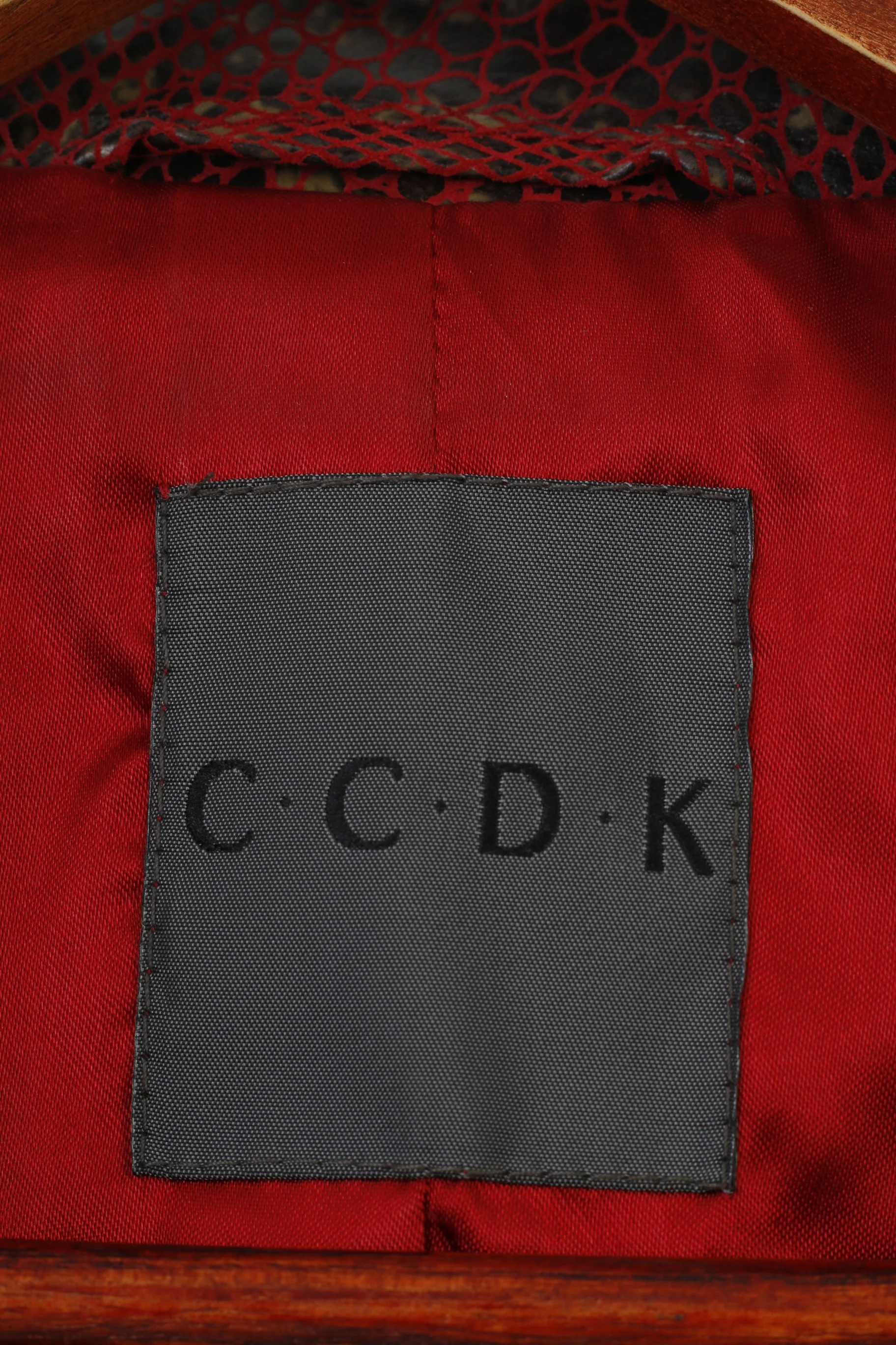 C.C.D.K Woman 16 (L) Suit Burgundy Leather Snake Pattern Shiny Full Zipper 2 Piece Vintage Set - Image 4