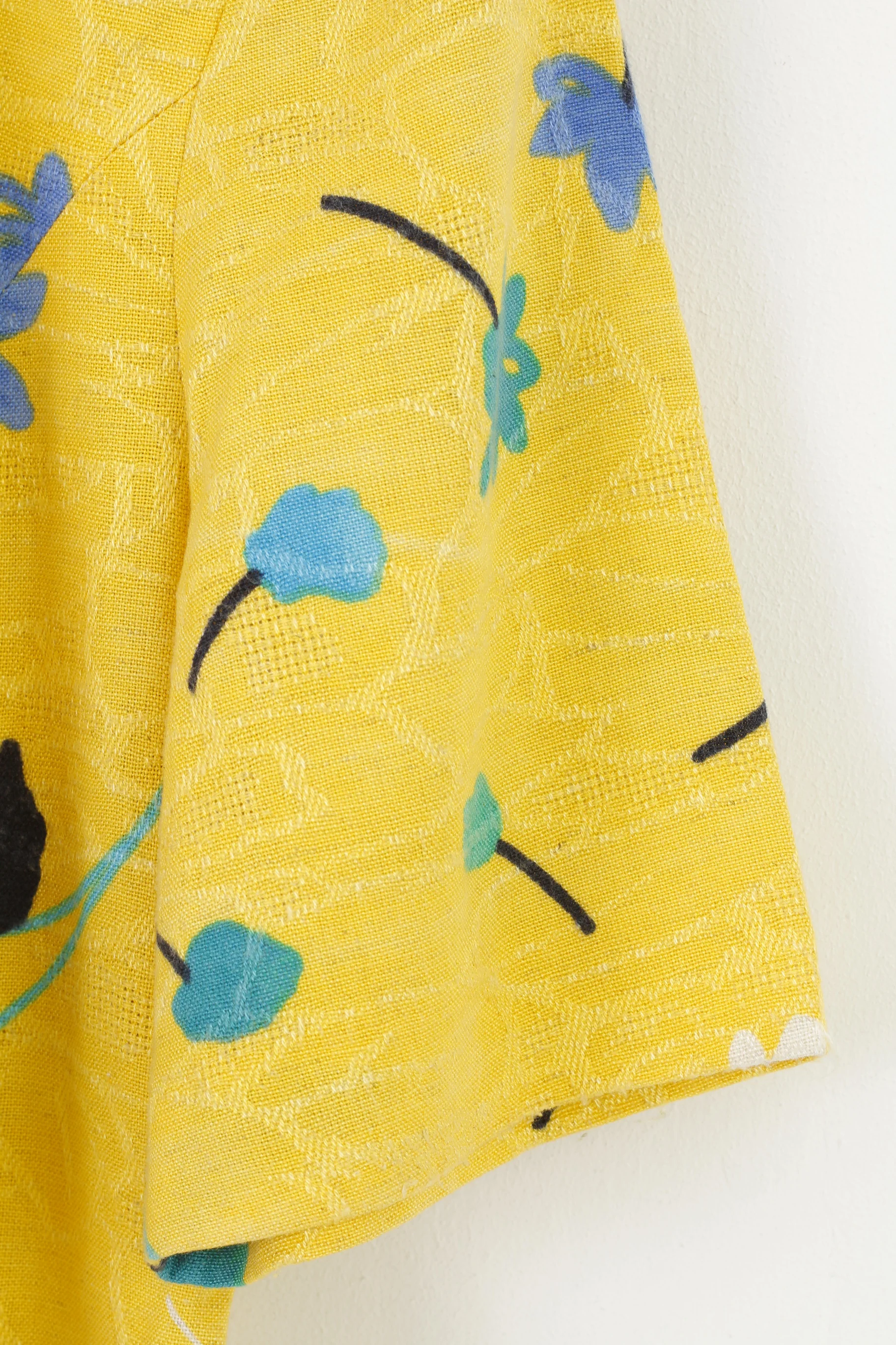 Cavita Schneberger Gruppe Women 18 XL Shirt Button Front Flower Print Blouse Short Sleeve Yellow Summer Vintage V Neck Top - Image 3