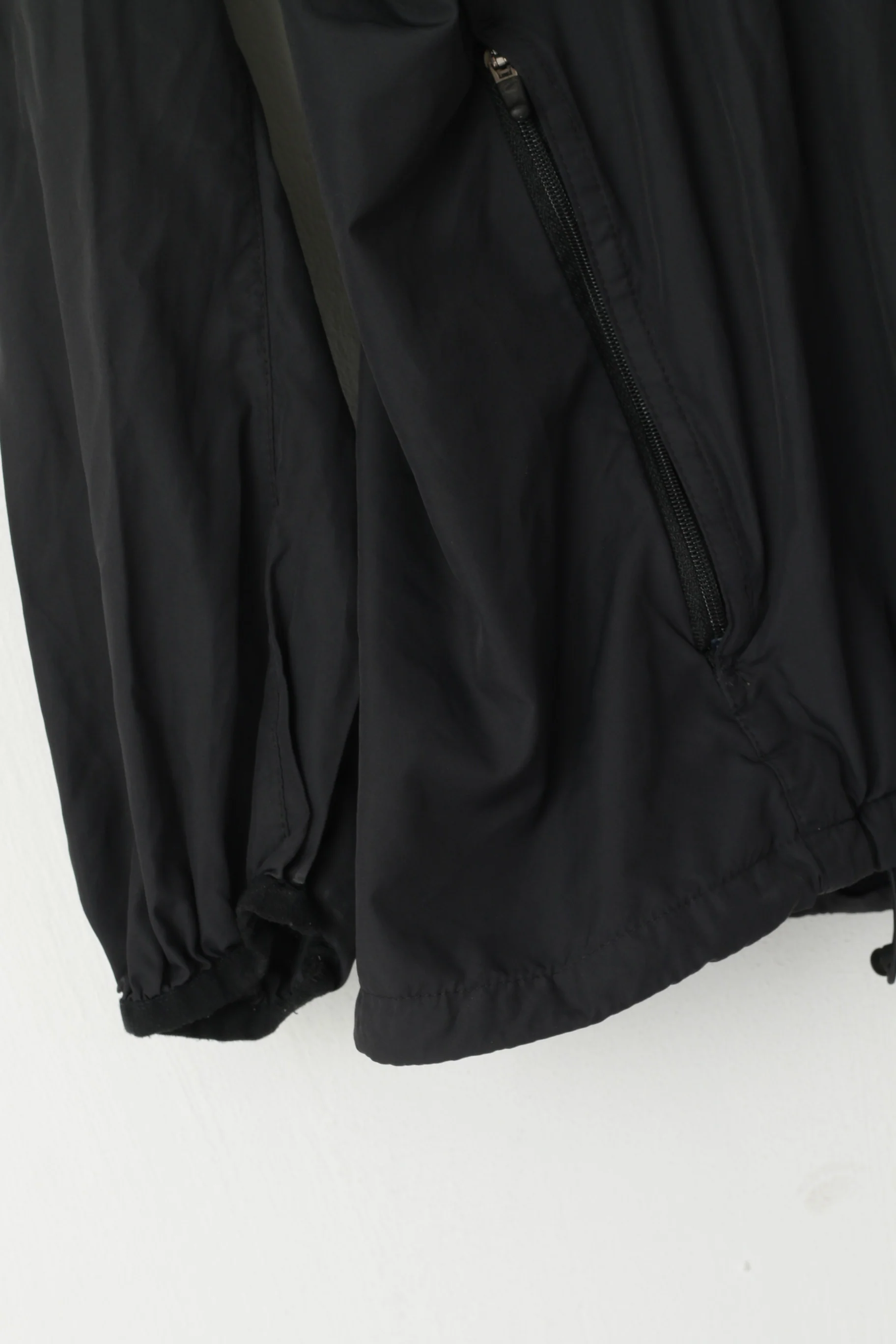 Nike Men L (M) Jacket Black Run Lightweight Activewear Breathable Zip Up Top - Image 3