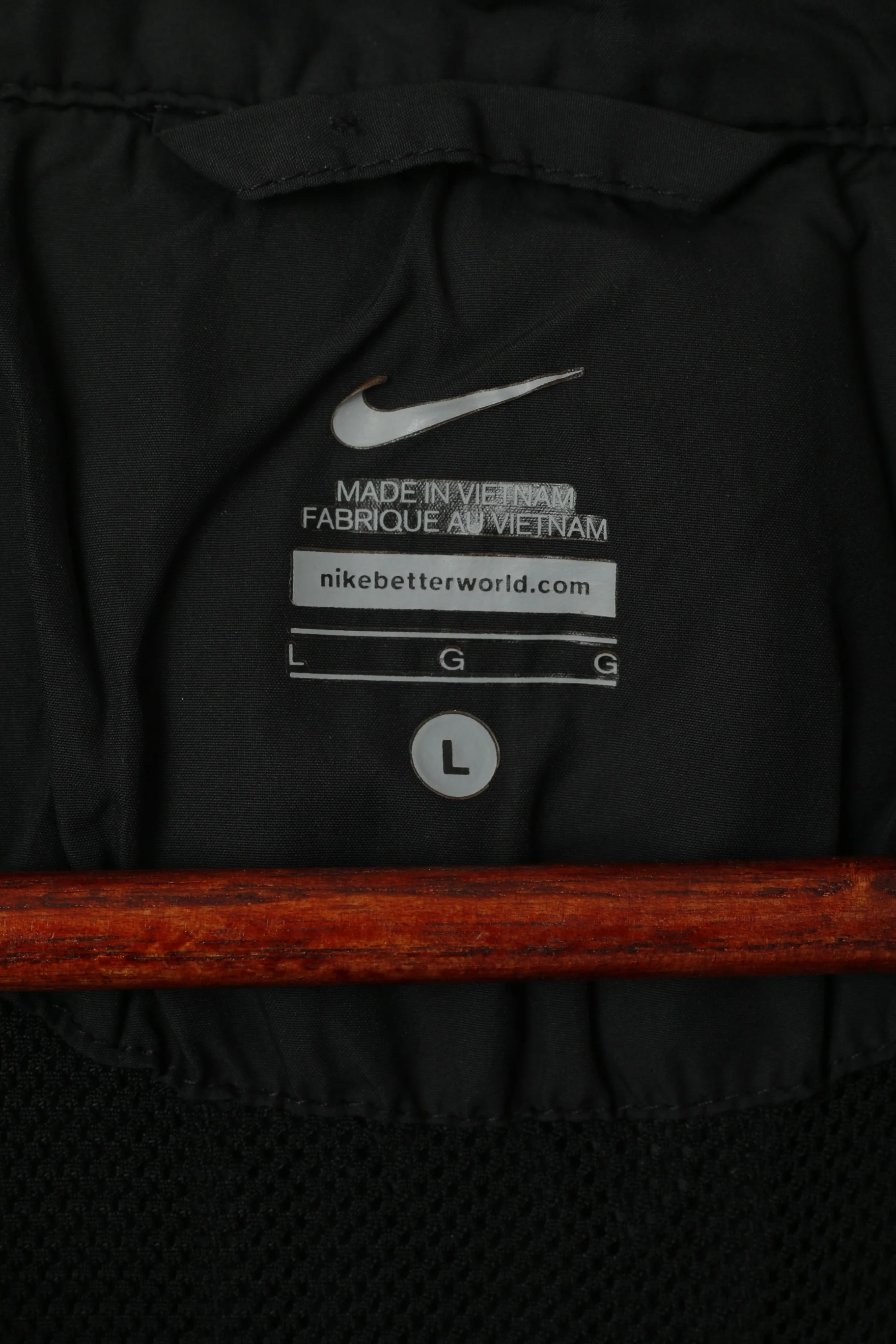 Nike Men L (M) Jacket Black Run Lightweight Activewear Breathable Zip Up Top - Image 4