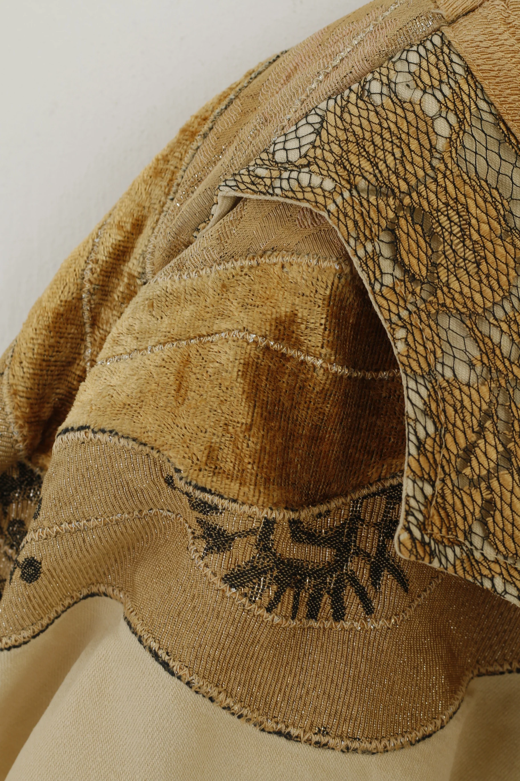 Rita Bzu Fani Women L Jacket Beige Moda Italia Vintage Bomber Buttoned Gold Top - Image 4