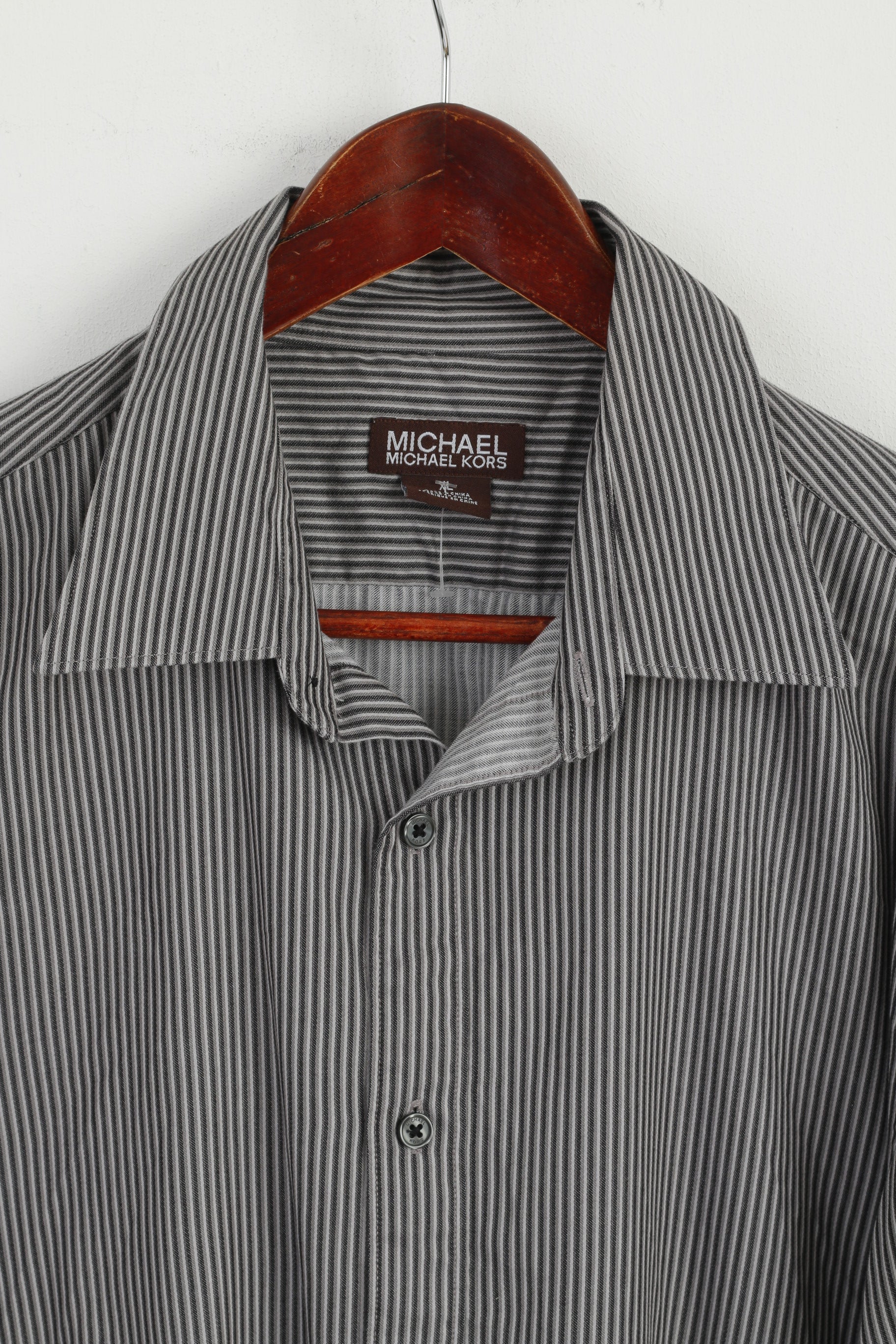 Michael Kors Men XL Casual Shirt Grey Cotton Striped Long Sleeve Detailed Buttons Top - Image 2