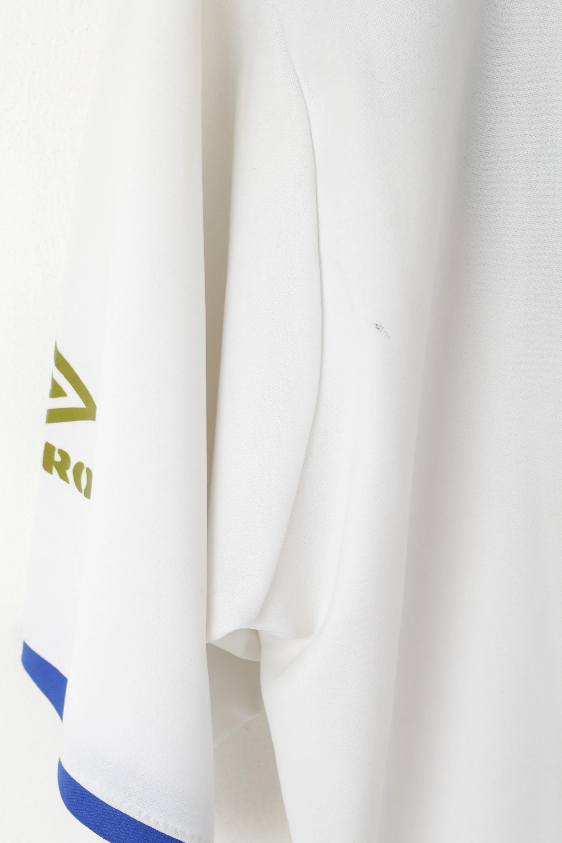 Seleccion Nacional Guatemala Men L Shirt White V Neck Football Jersey Top - Image 4