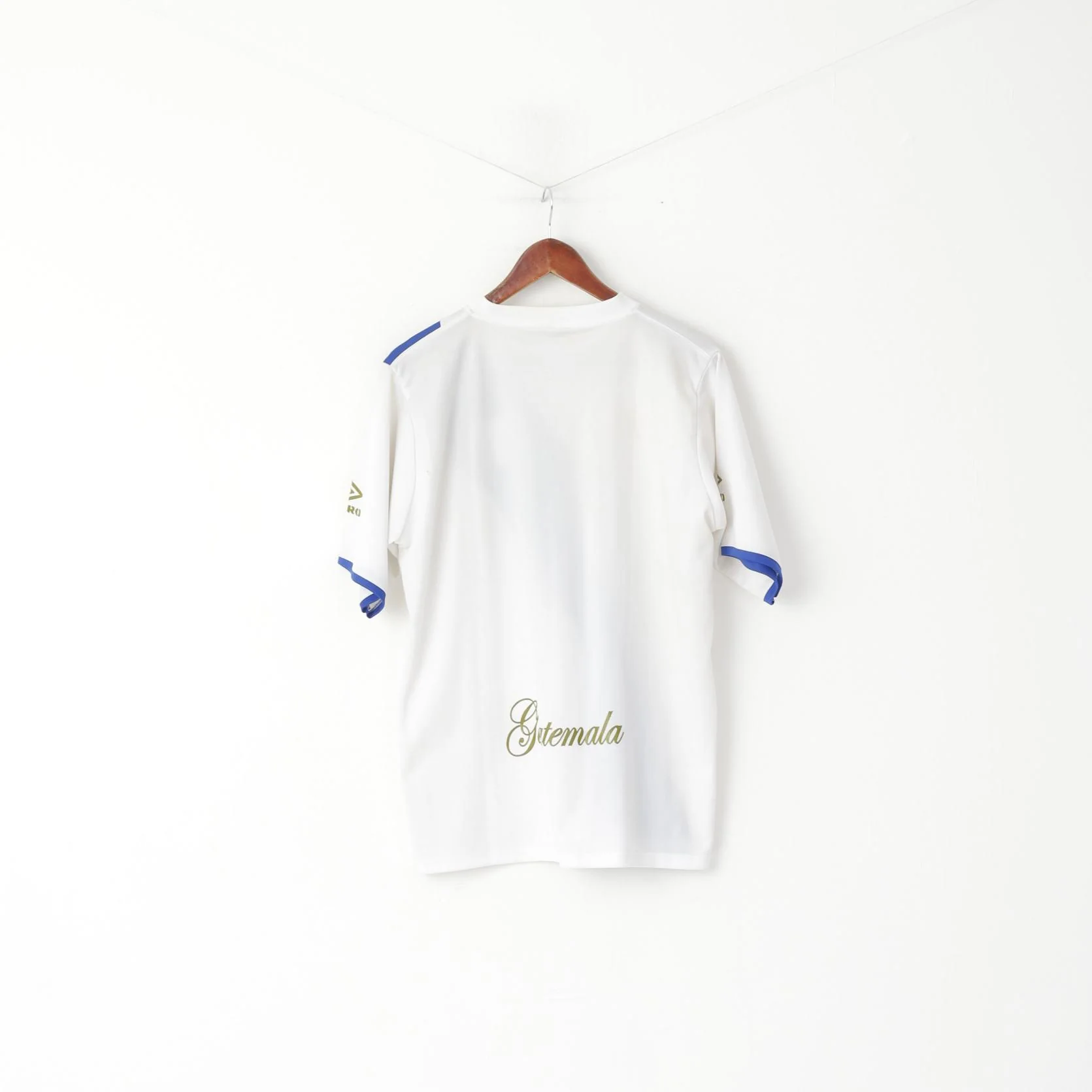 Seleccion Nacional Guatemala Men L Shirt White V Neck Football Jersey Top - Image 5