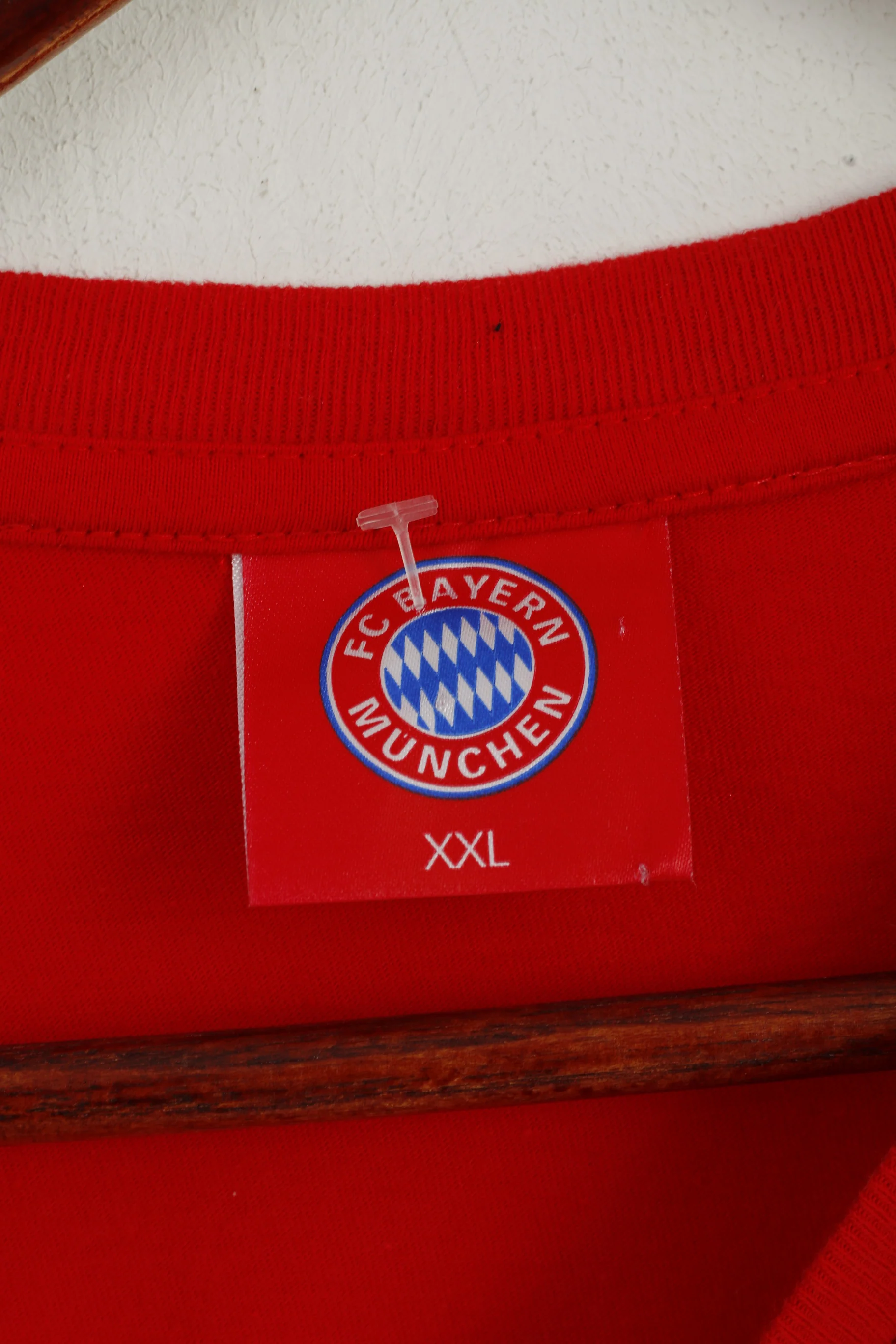 FC Bayern Munchen Men XXL T- Shirt Red Cotton # 18 Klose Football Sport Top - Image 4