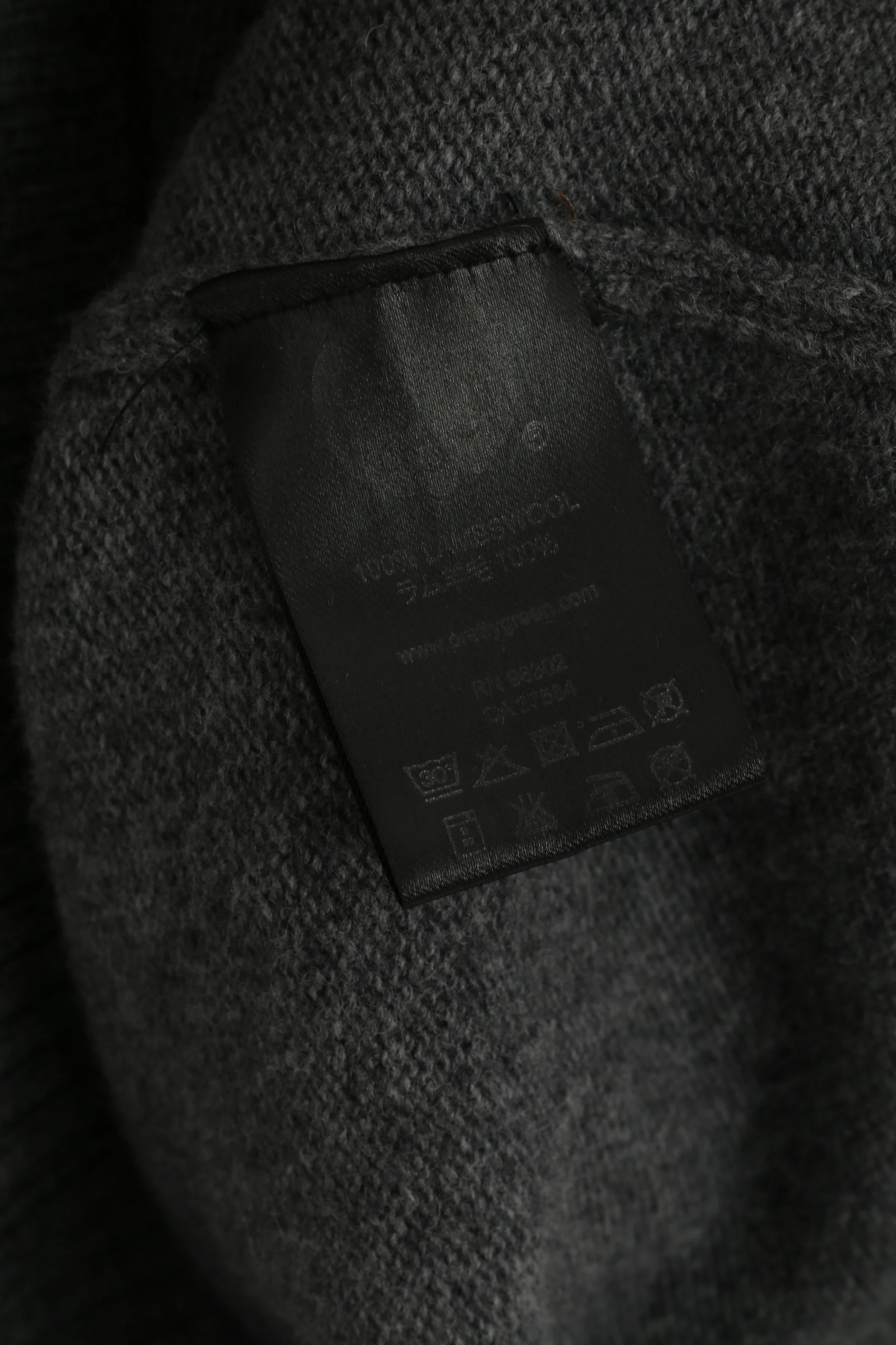 Pretty Green Men XS Jumper Grey Lambswool V Neck Classic Light Sweater - Image 5