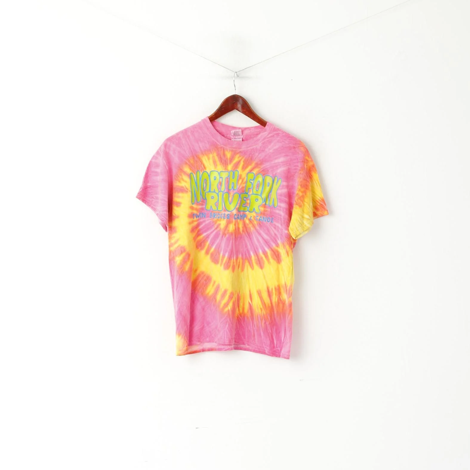 Gildan Men M T-Shirt Pink Cotton Hippie North Fork River Camp Crew Neck Top