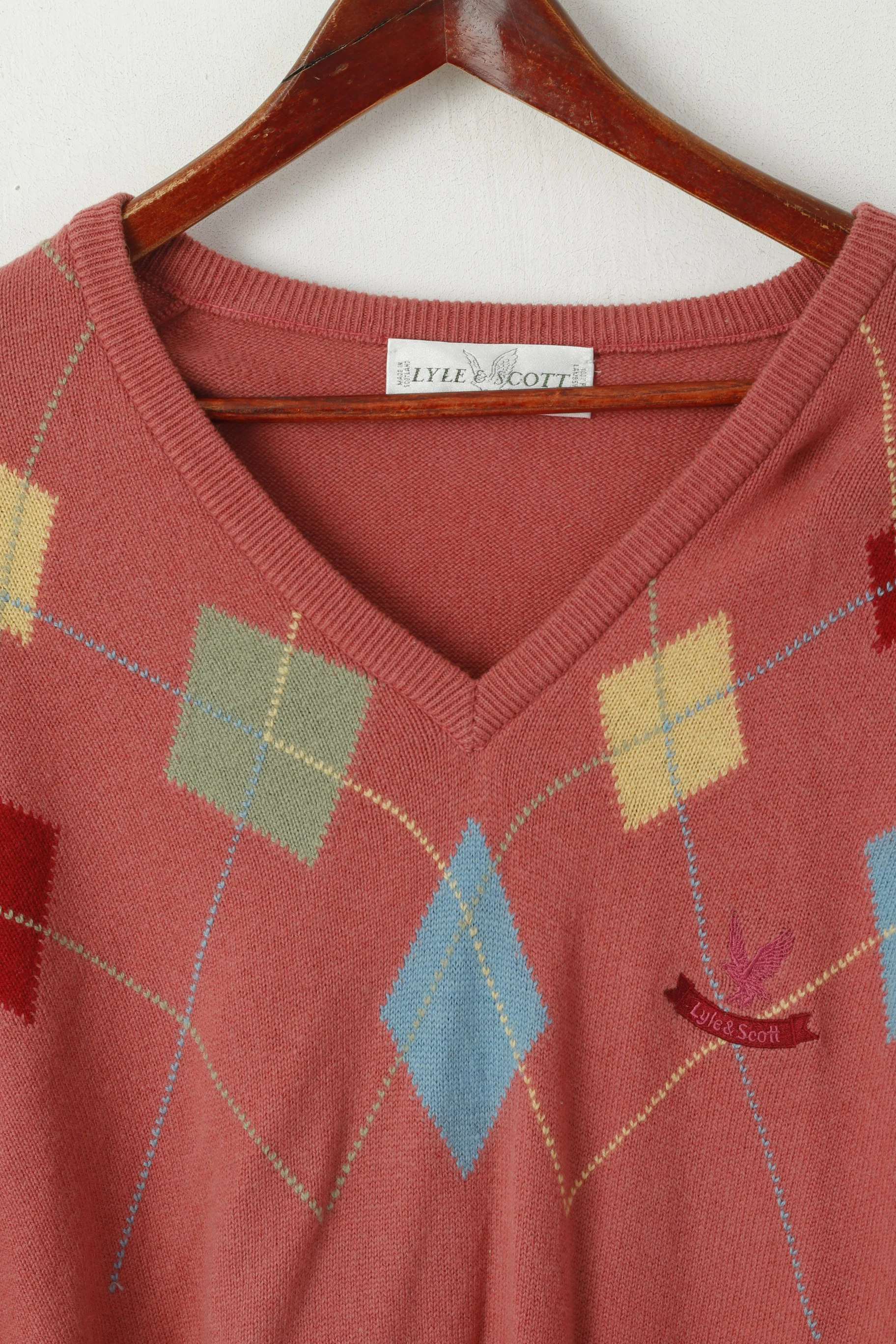 Lyle & Scott Men L Jumper Dirty Pink Wool V Neck Diamonds Pattern Scotland Sweater - Image 3