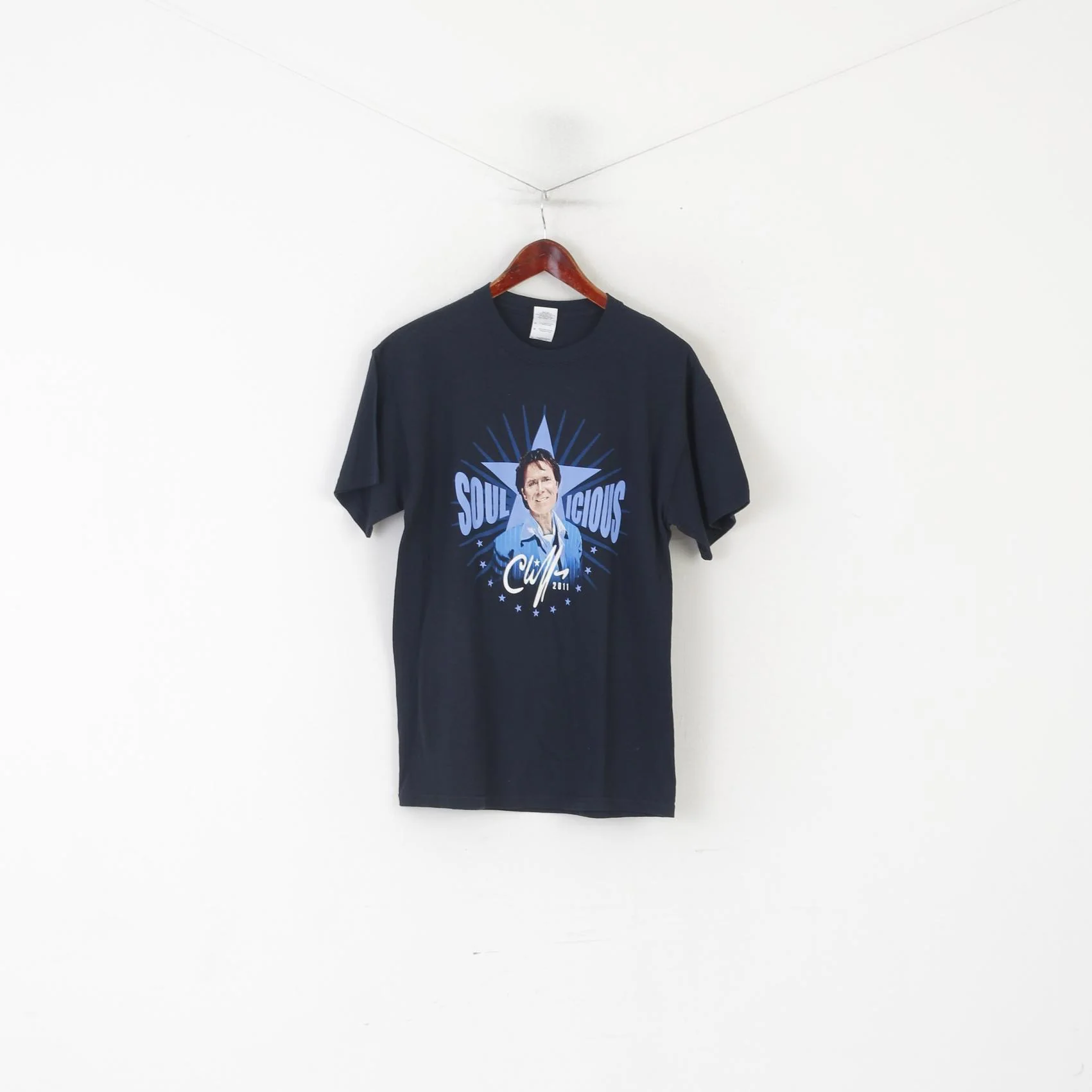 Gildan Men M Shirt Navy Cotton Graphic Soulicious Cliff Richard 2011 Top