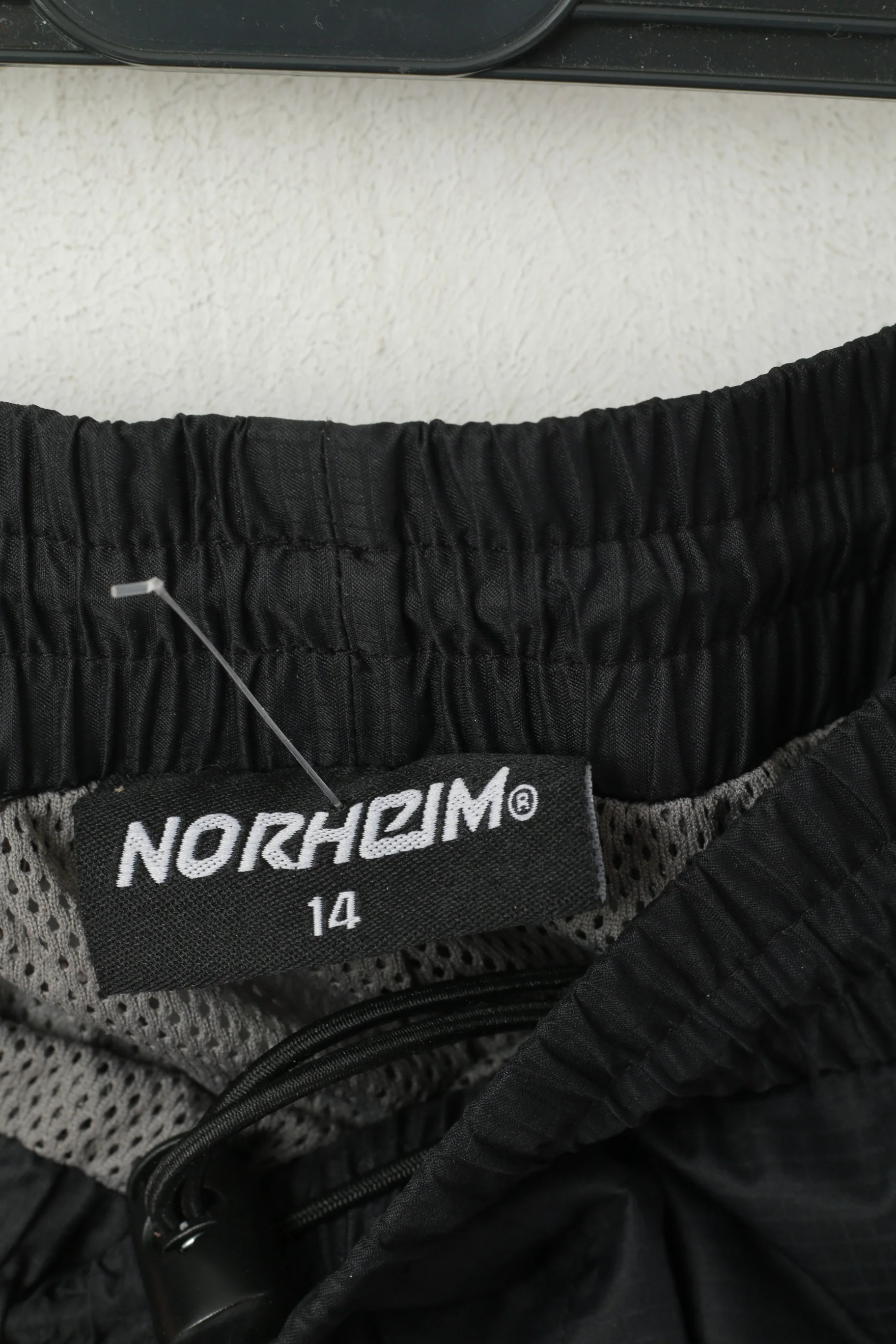 Norheim Youth 14 Age Trousers Black Shiny Mesh Lined Outdoor Hiking Sport Pants - Image 3