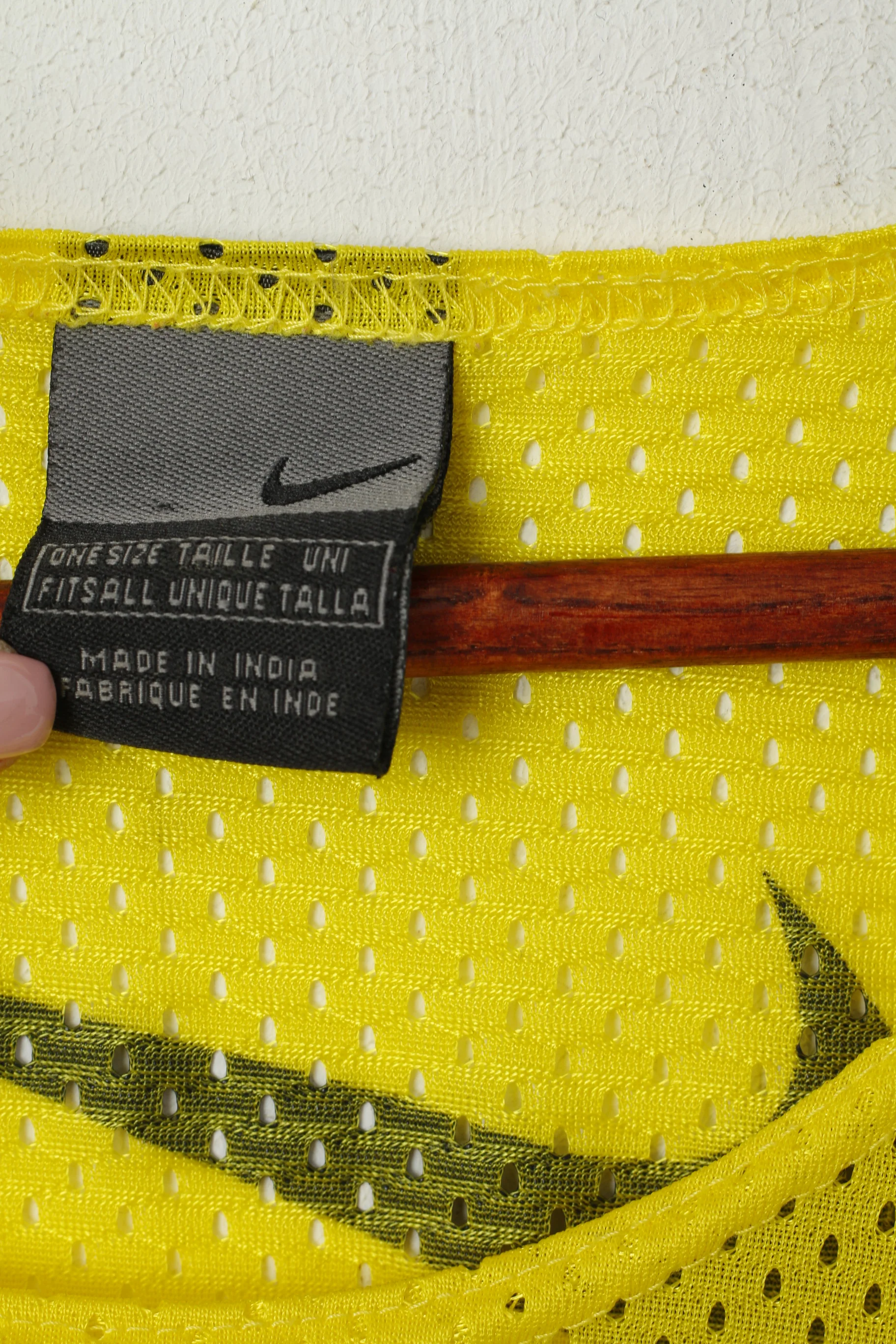 Nike Men One Size Shirt Yellow Sleeveless Mesh Sport Training Vest Top - Image 3