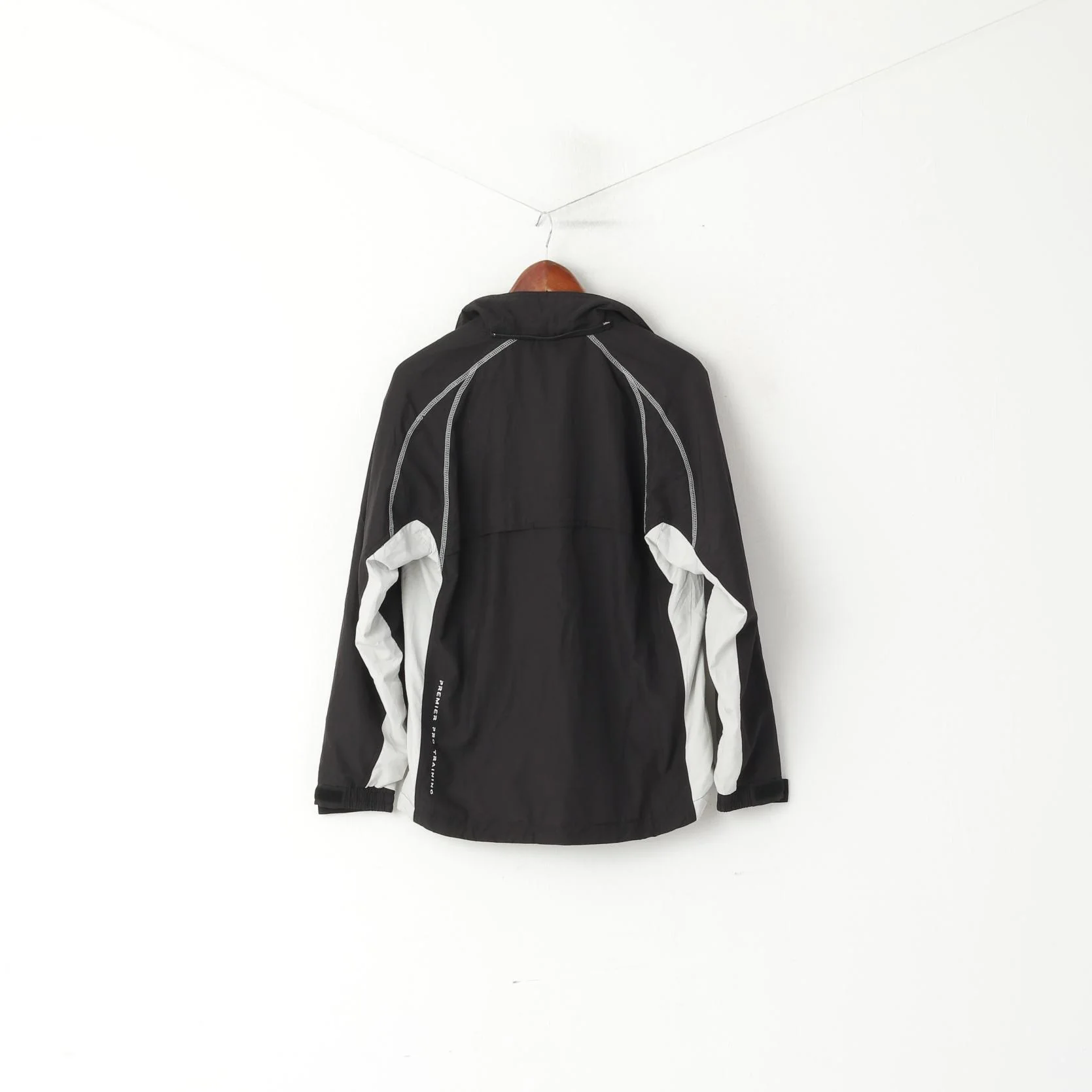 Umbro Men 36 S Jacket Black Activewear Full Zipper Pro Training Teamwear Top - Image 6