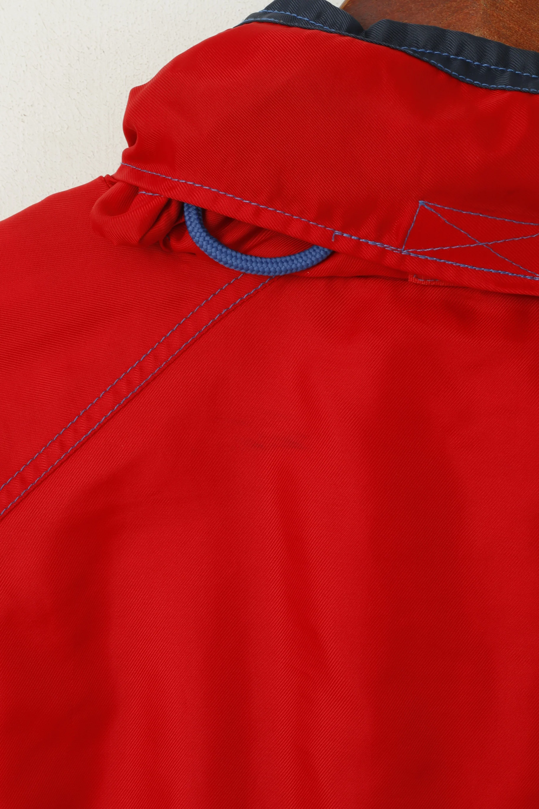 CUP 66 Men XL Jacket Blue Red FC Bayern Munchen Pullover Football Hidden Hood Top - Image 5