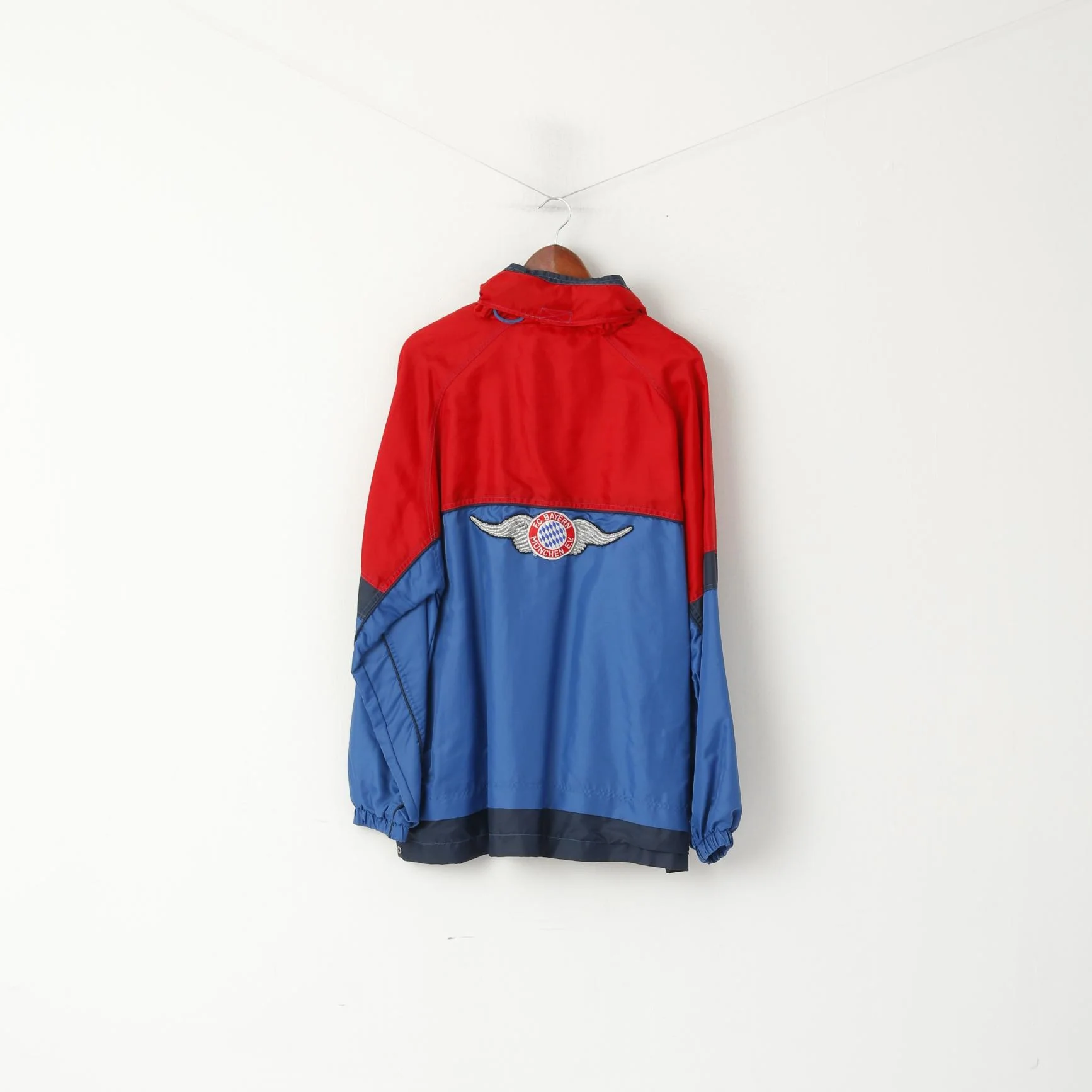 CUP 66 Men XL Jacket Blue Red FC Bayern Munchen Pullover Football Hidden Hood Top - Image 7
