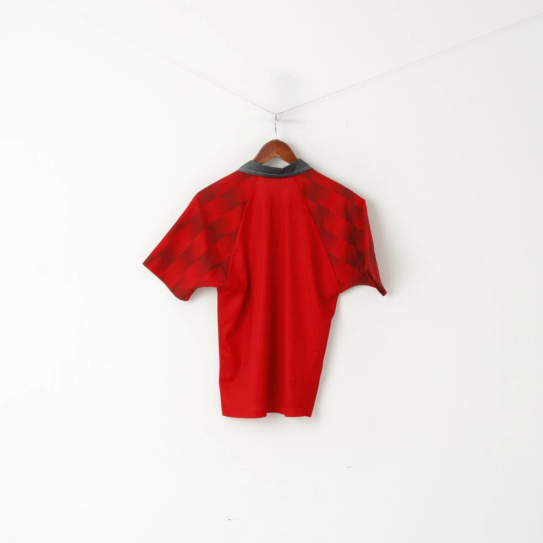 Umbro Manchester United Boys Y 10 Age Shirt Red Football Vintage Jersey Performance Top - Image 5