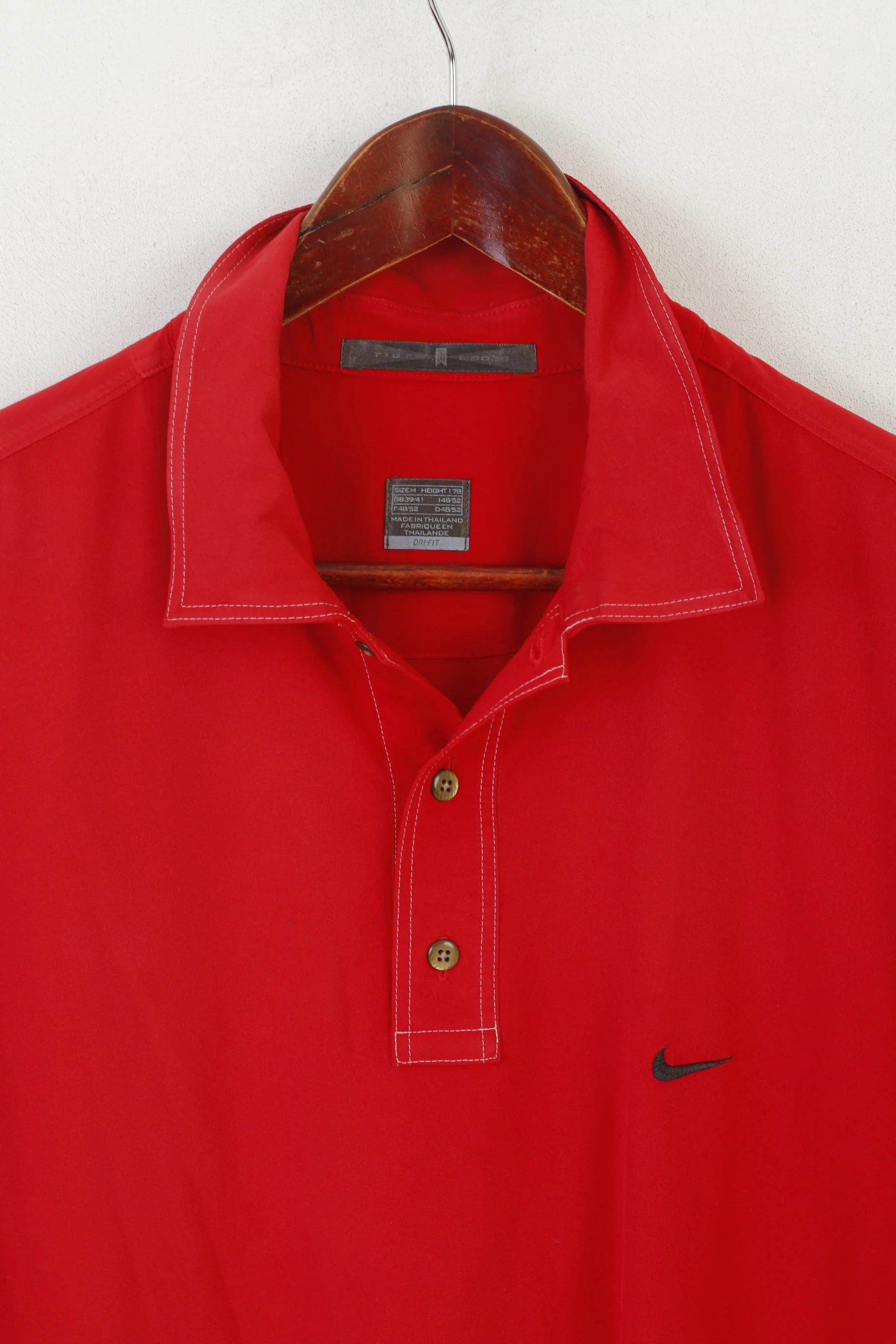 Nike Tiger Woods Men M Polo Shirt Red Sportswear Golf Jersey Vintage Top - Image 2