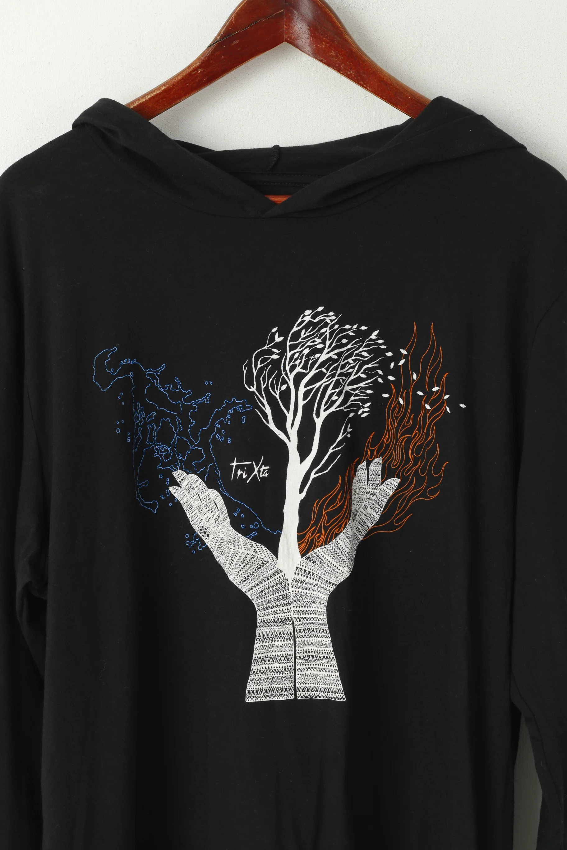 TriXta Men XL Shirt Black Artistic Tribal Collection Long Sleeve Hooded Graphic Top - Image 2