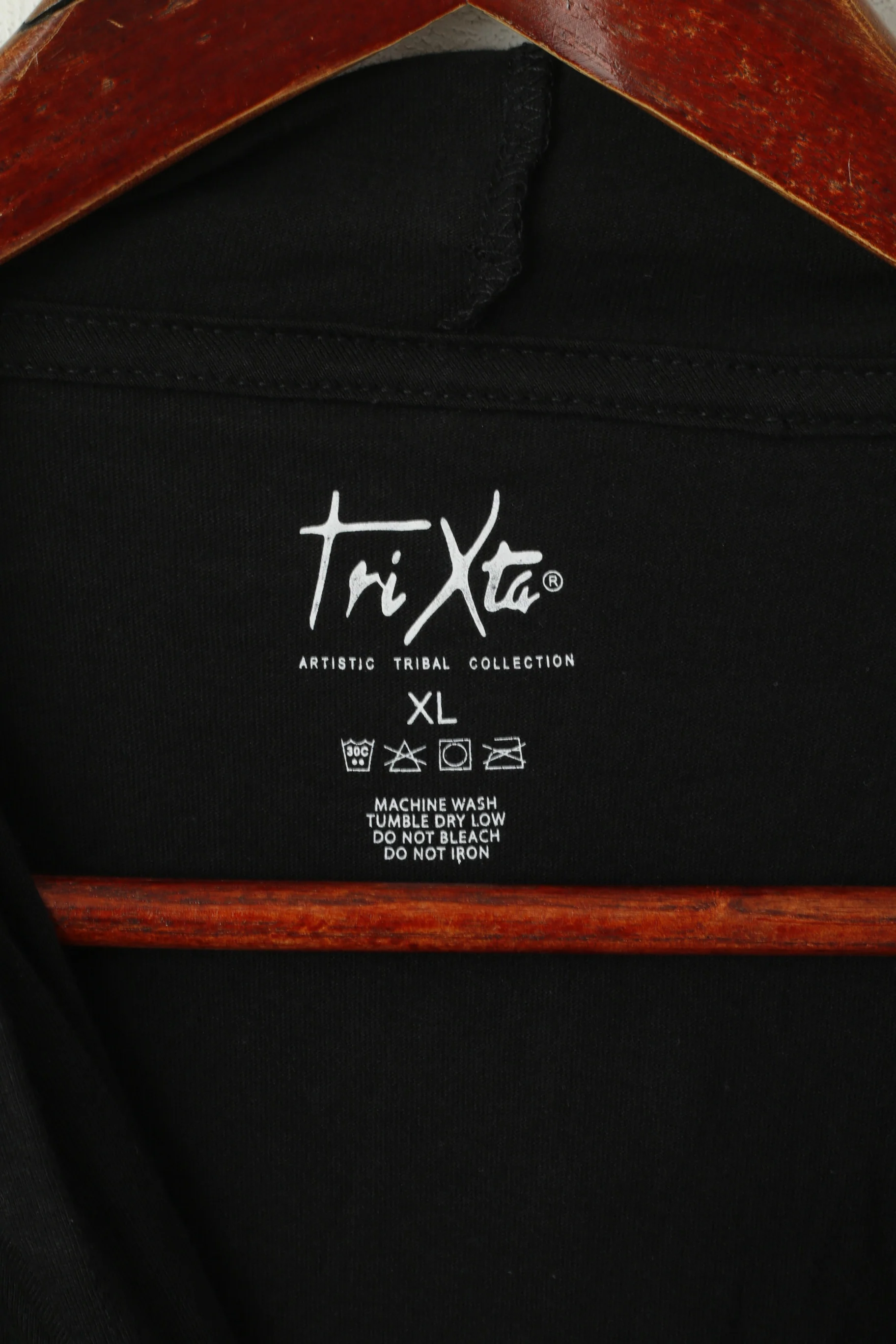 TriXta Men XL Shirt Black Artistic Tribal Collection Long Sleeve Hooded Graphic Top - Image 4