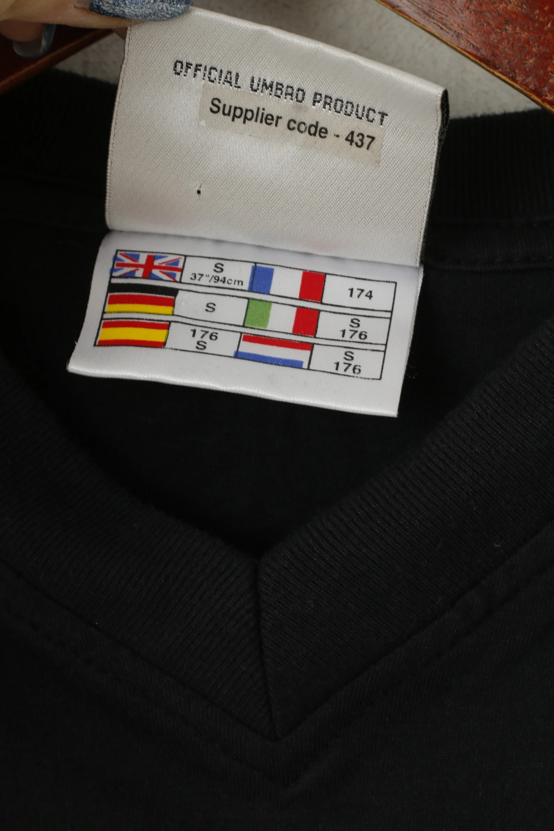 Umbro Men S Shirt Black Cotton V Neck Emroidered Logo Classic Vintage Top - Image 4