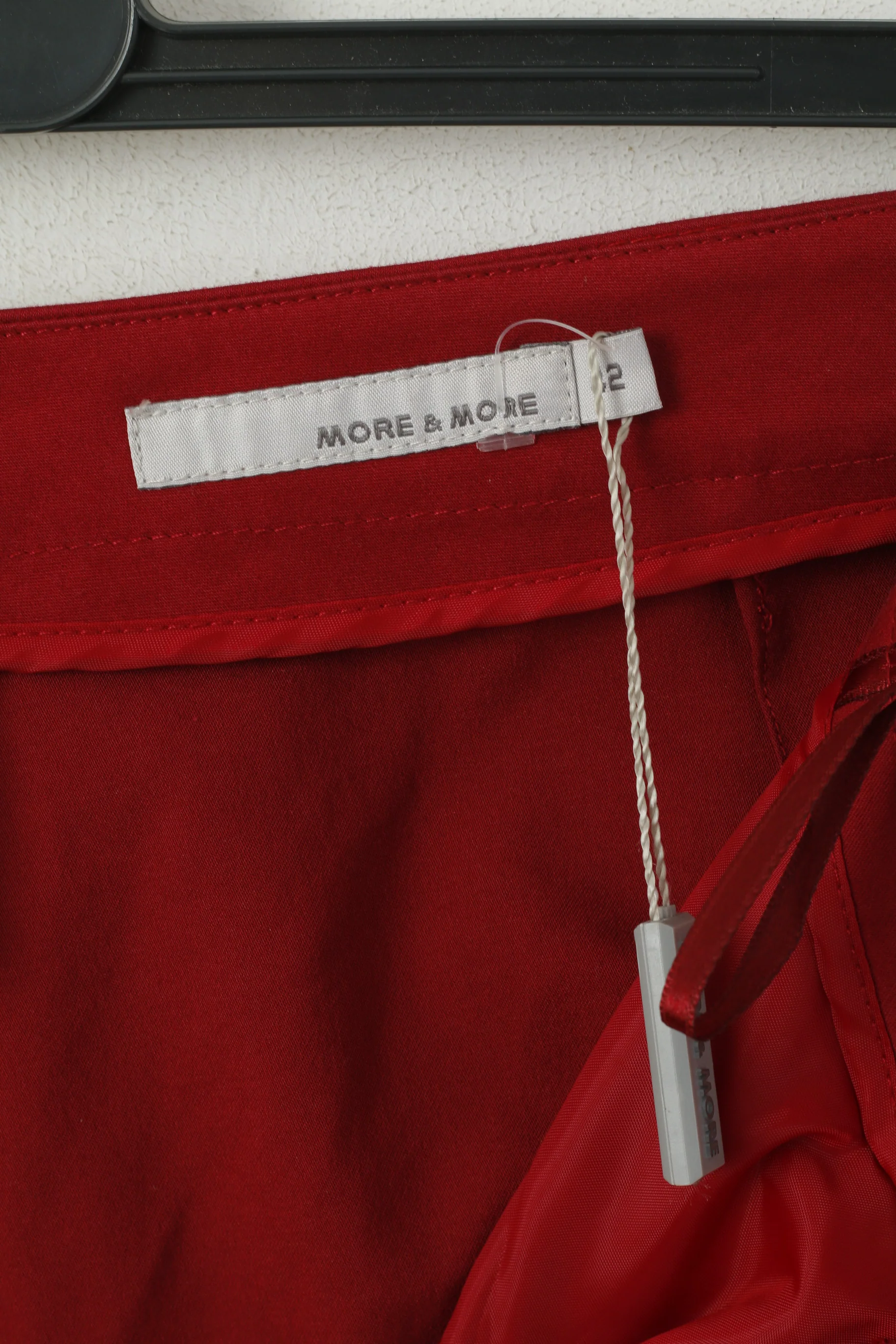 New More & More Women 42 L Trousers Maroon Cotton Stretch Fit Classic Pants - Image 2