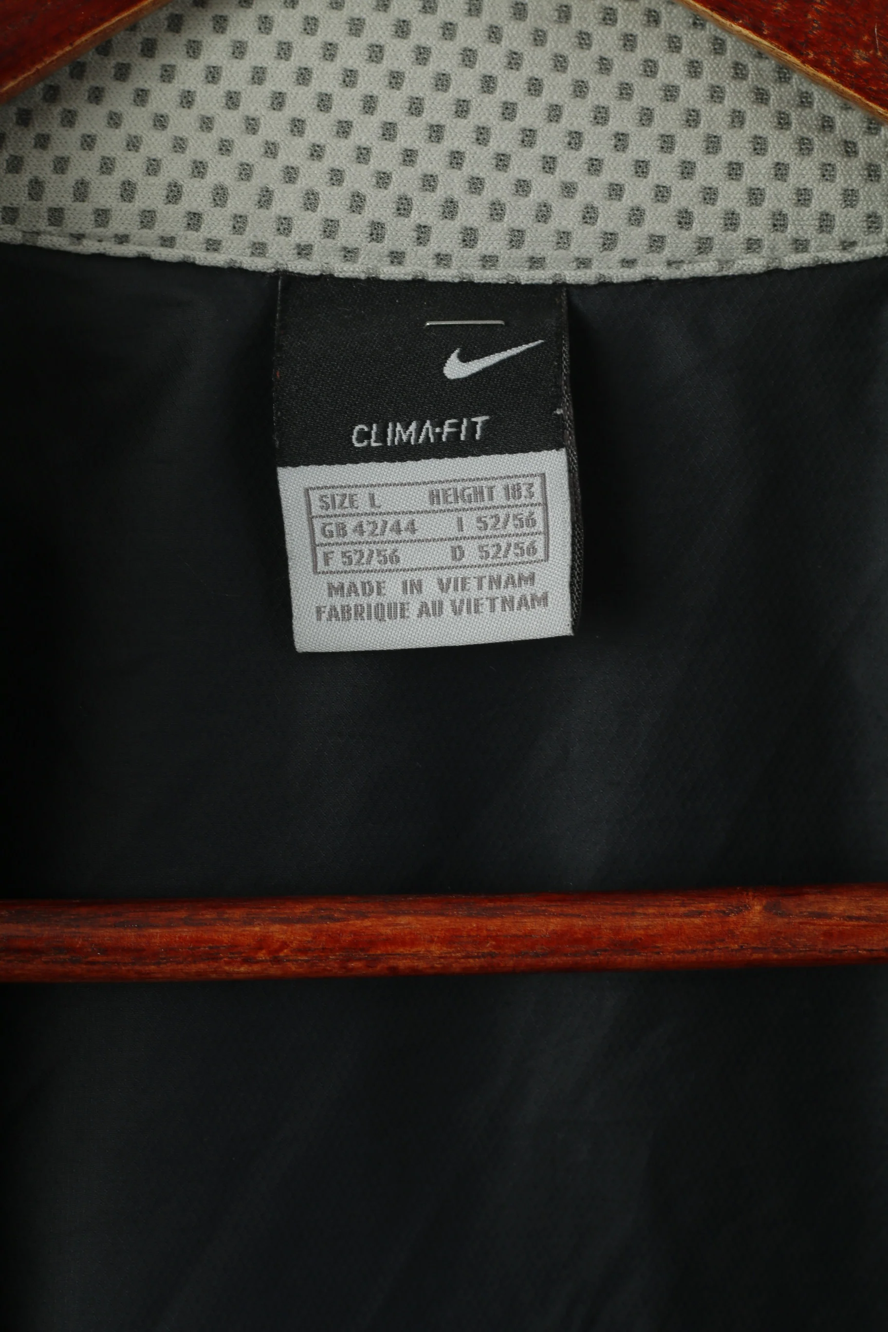Nike Men L Jacket Black Run Training Sport Lightweight Full Zipper Slim Fit Reflective Track Top - Image 4