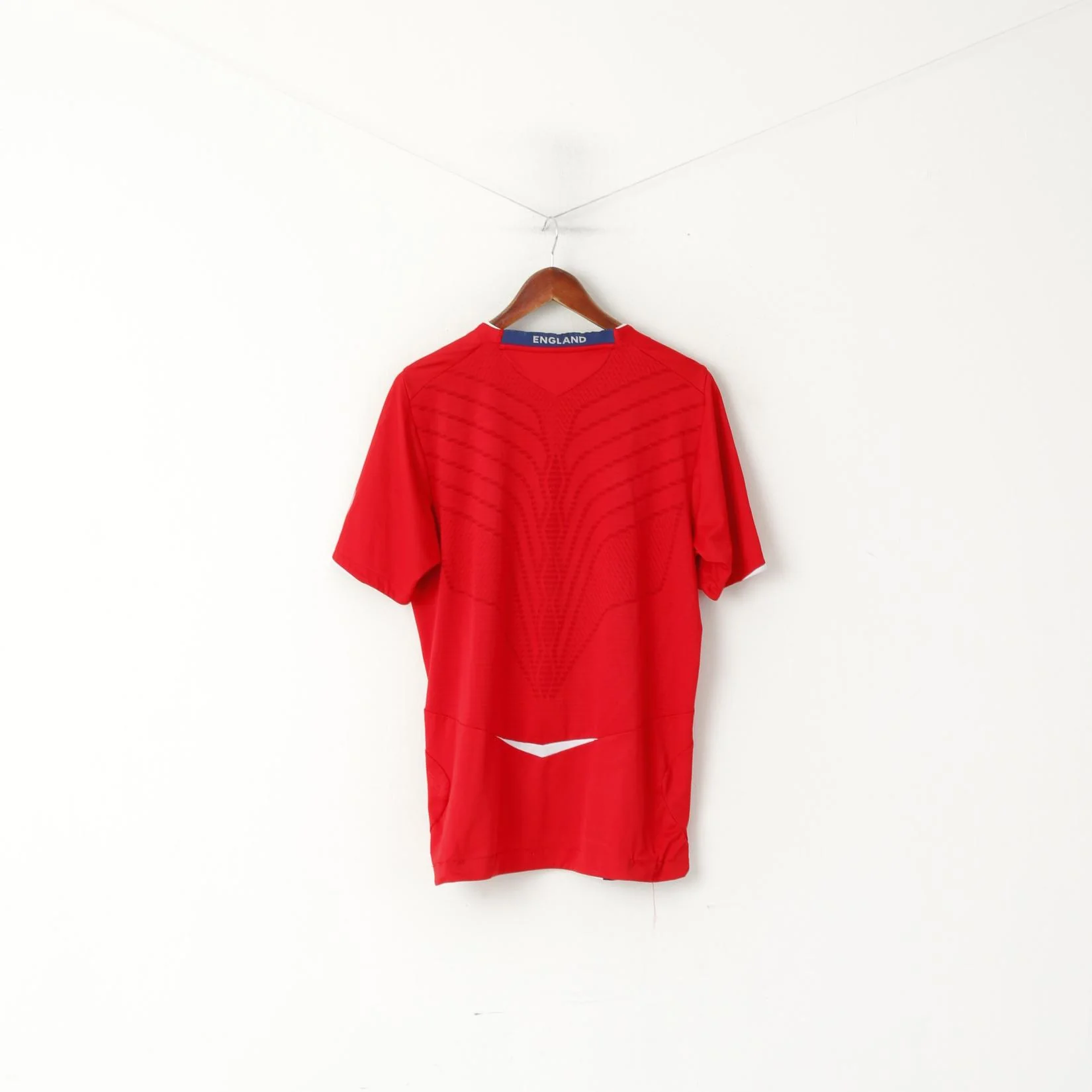 Umbro National England Team Men M Shirt Red Football Kick Off 2008 Jersey Top - Image 6