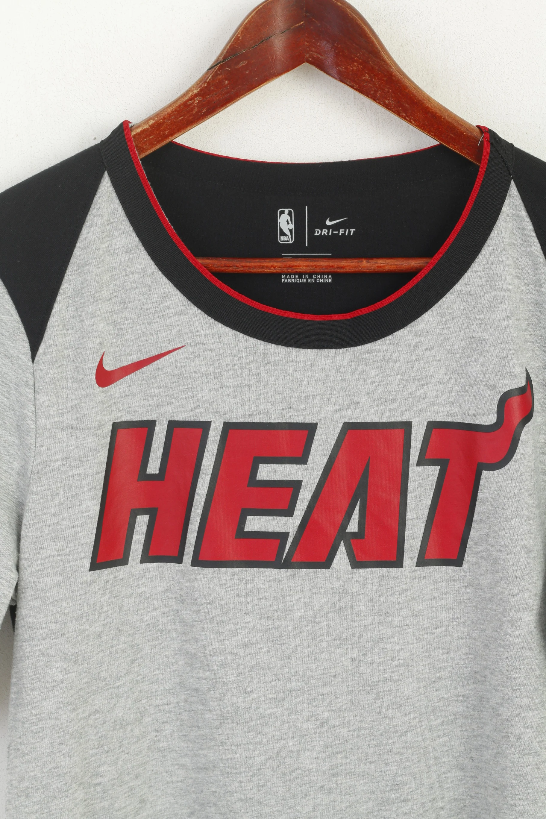 Nike Women S Shirt Grey Long Miami Heat NBA Dri-Fit Short Sleeve Top - Image 2