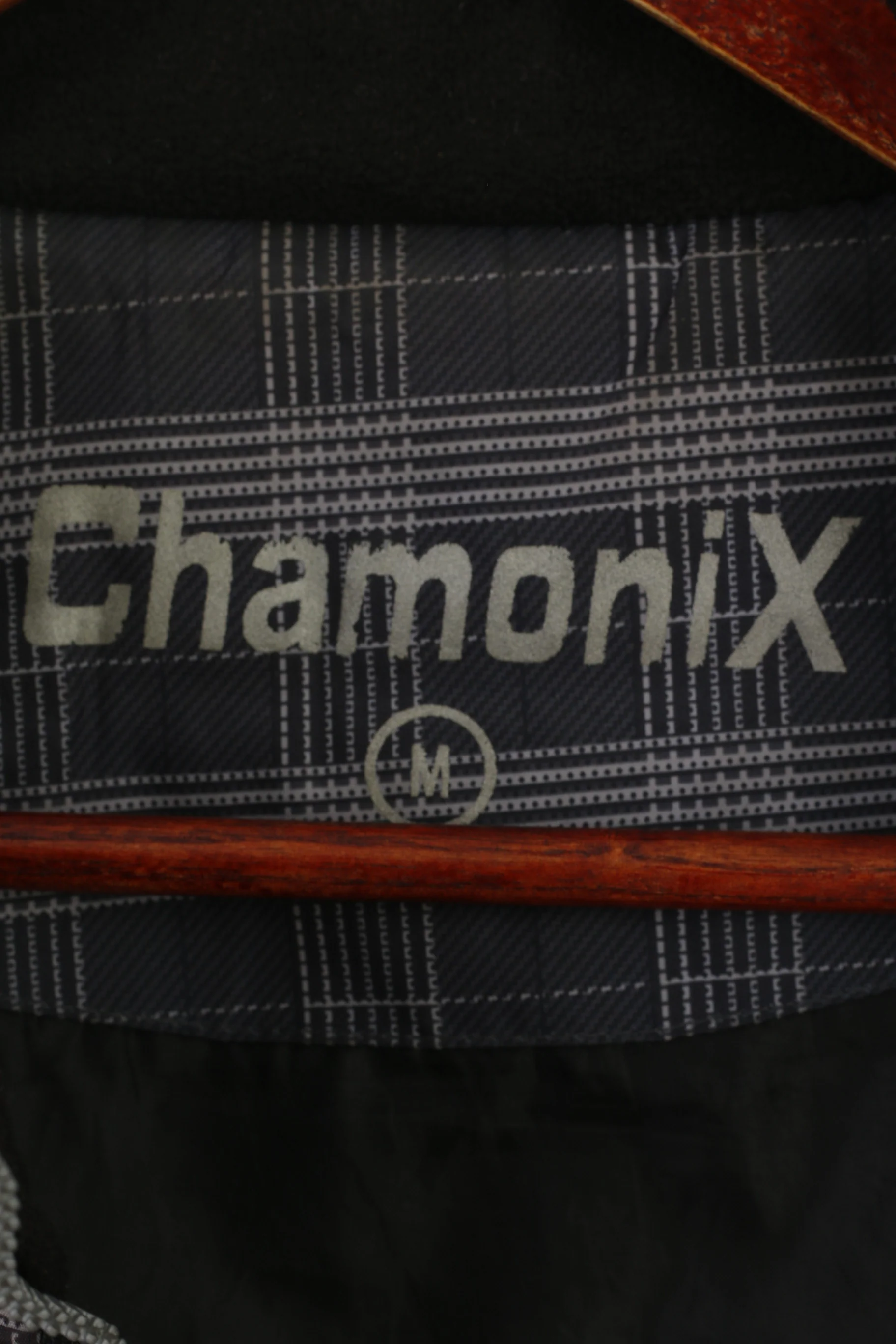 Chamonix Men M Bodywarmer Purple Check Fill Zip Padded Outdoor Sport Vest - Image 5