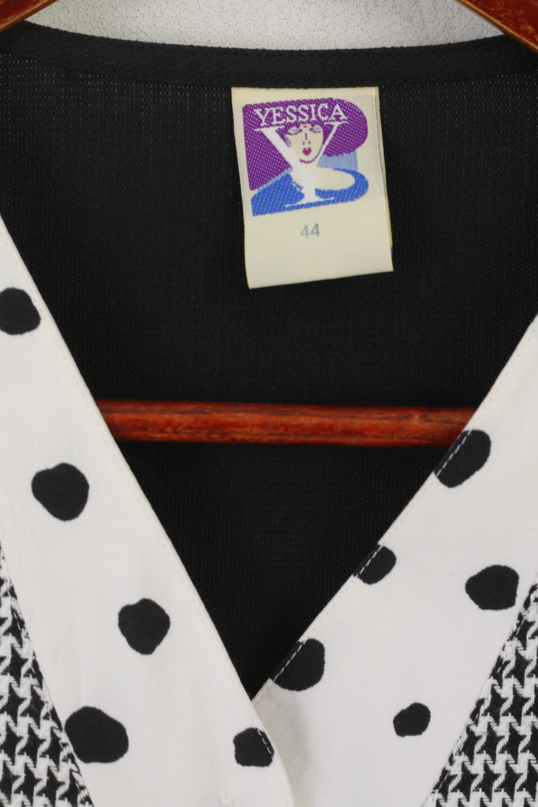 C&A Jessica Women 44 XL Shirt Black Viscose Vintage V Neck Shoulder Pads Top - Image 3
