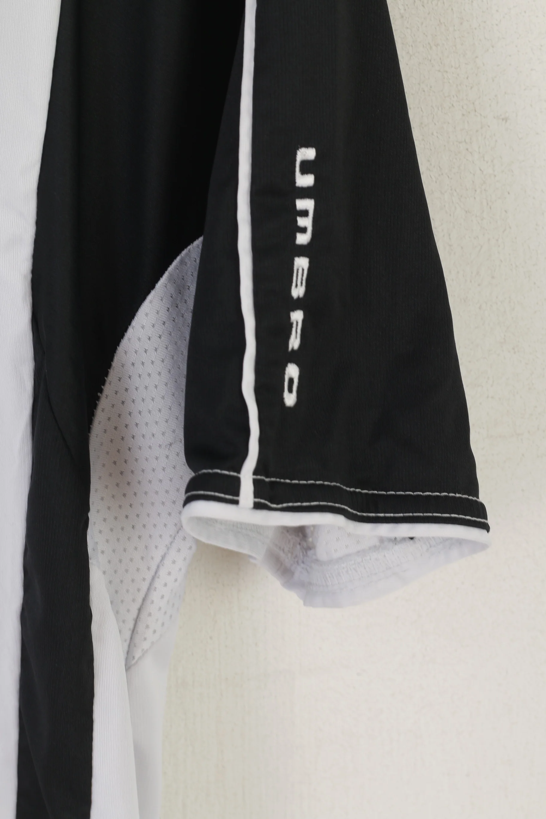 Umbro Men M Shirt Gray Vintage Asia Air Football Sportswear Jersey Top - Image 3