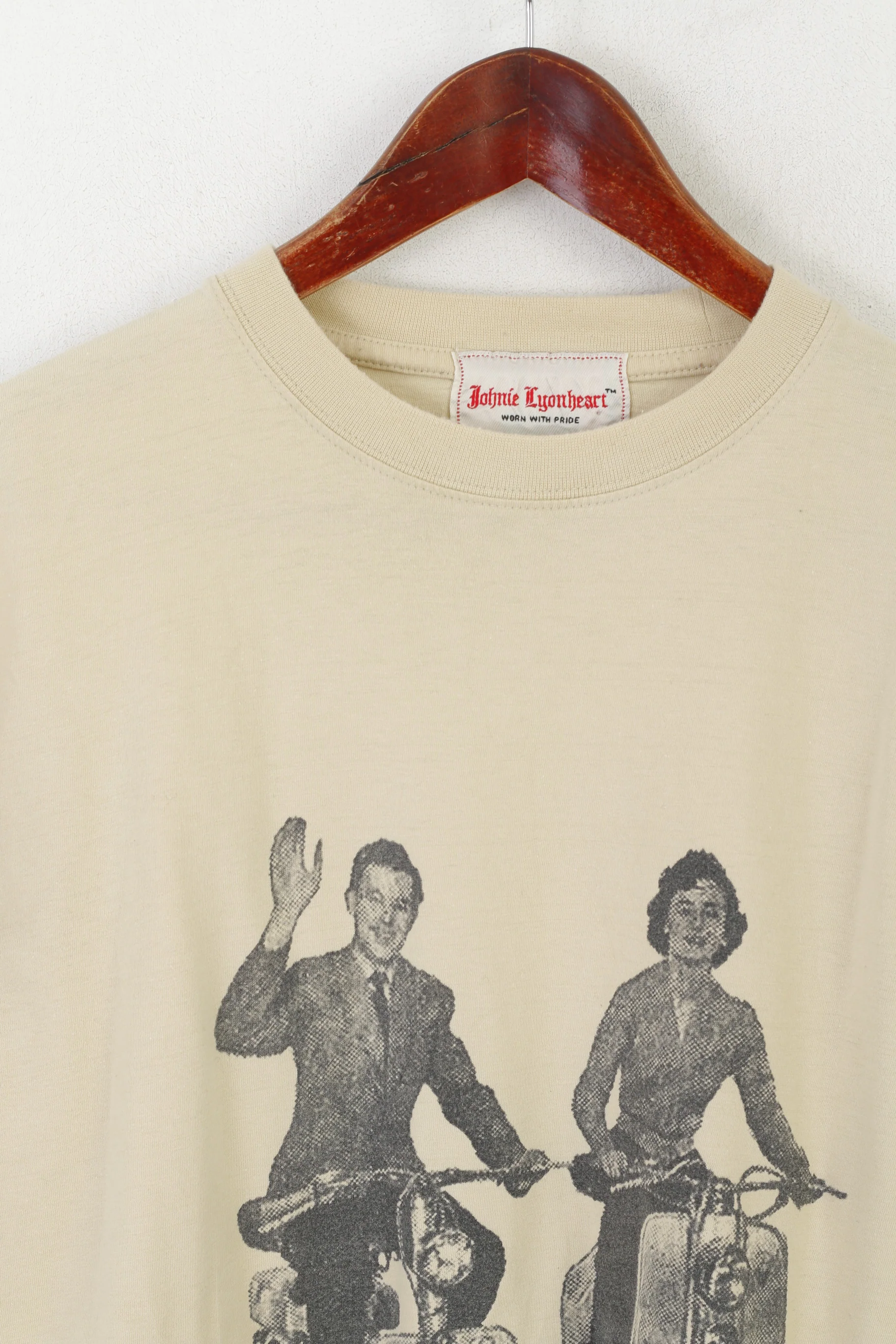 Johnie Lyonheart Men S Shirt Beige Cotton Graphic Vintage Moto Crew Neck Top - Image 2