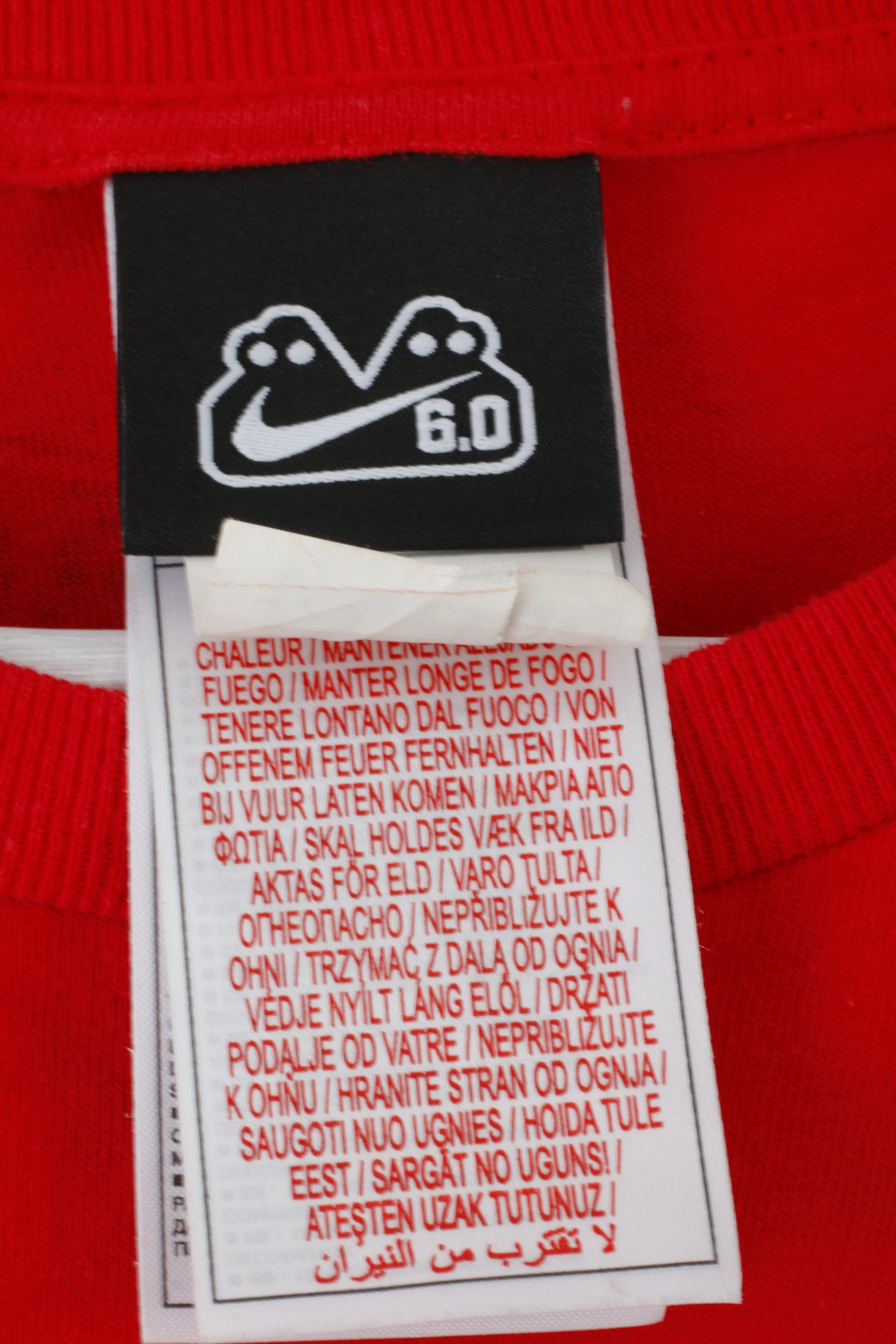 Nike Mens M T-Shirt Red Cotton 6.0 Six Point Graphic Crew Neck Top - Image 5