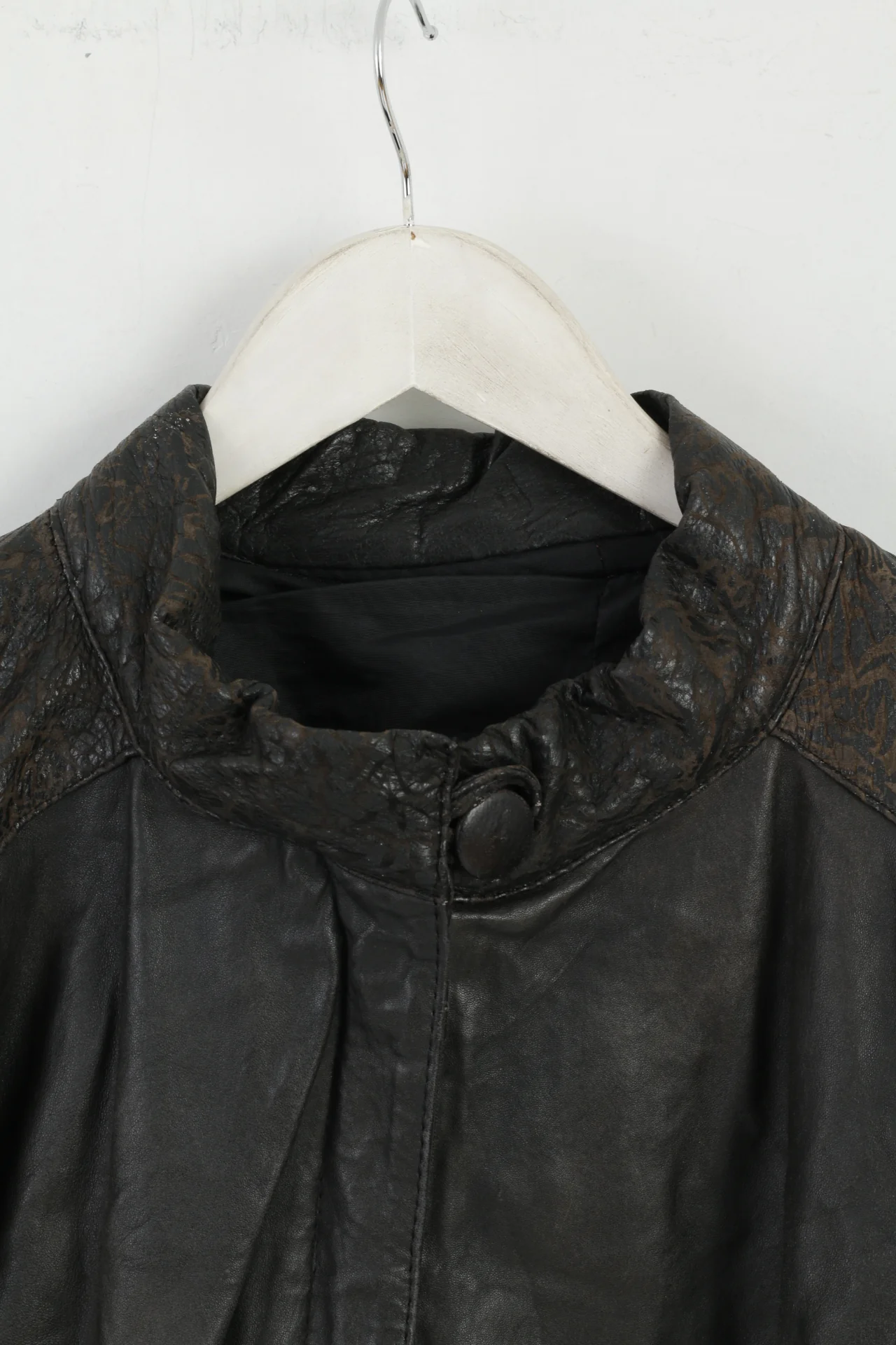 Vintage Women L Jacket Brown Leather Bomber Bat Full Zipper Retro Top - Image 2
