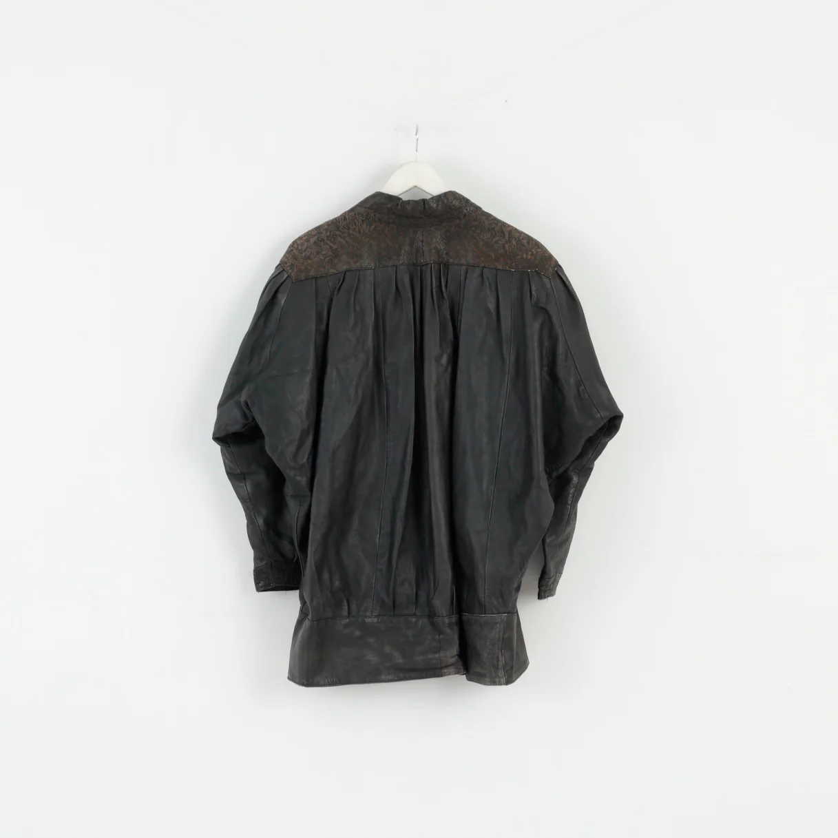 Vintage Women L Jacket Brown Leather Bomber Bat Full Zipper Retro Top - Image 7