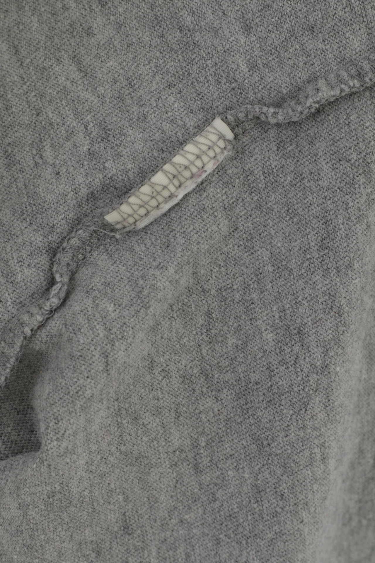 Hollister California Men L T-Shirt Grey Crew Neck Graphic Emroidered Top - Image 4
