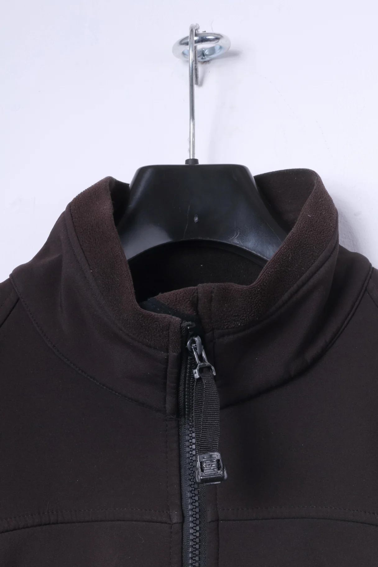 Assuredgroup Mens M Jacket Brown Softshell Full Zipper Outdoor Top - Image 2