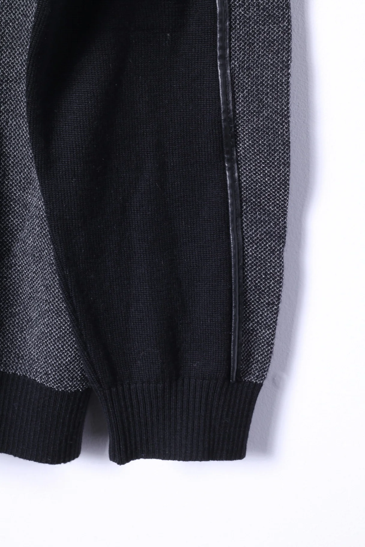 Verri Milano Mens 56 XL Jumper Black Wool Zip Neck Light Sweater Stretch Top - Image 3