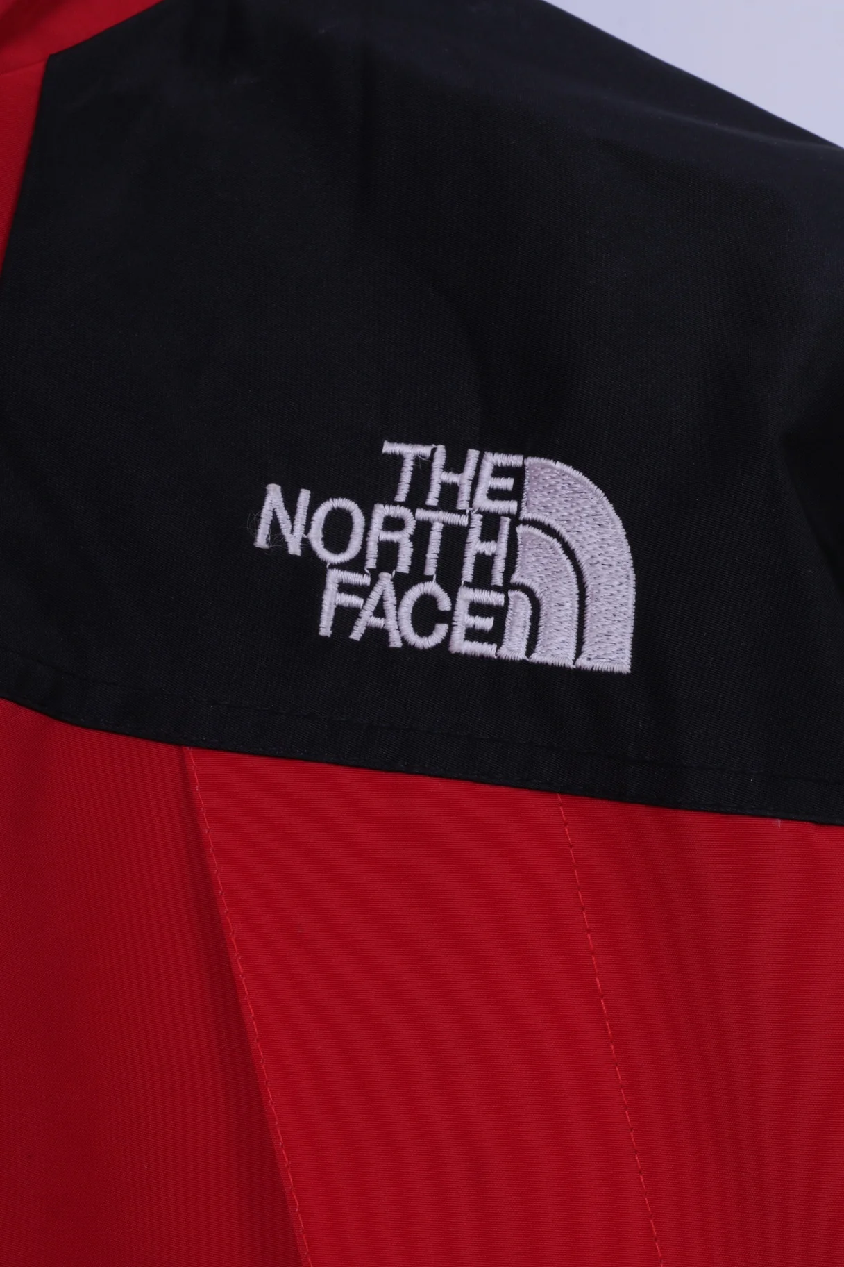 The North Face Womens XL (S) Jacket Red Nylon Zip Up Hooded Outdoor Mountain Top - Image 3