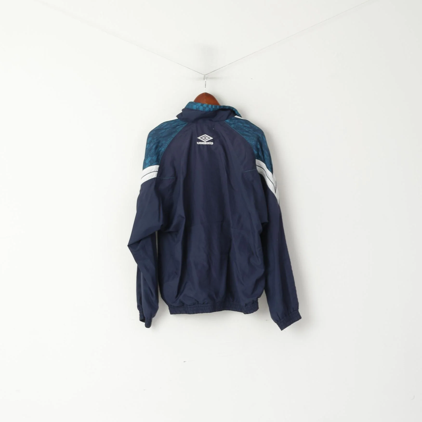 Umbro Men L Jacket Navy Activewear Vintage 90s Retro Zip Up Training Sportswear Top - Image 8