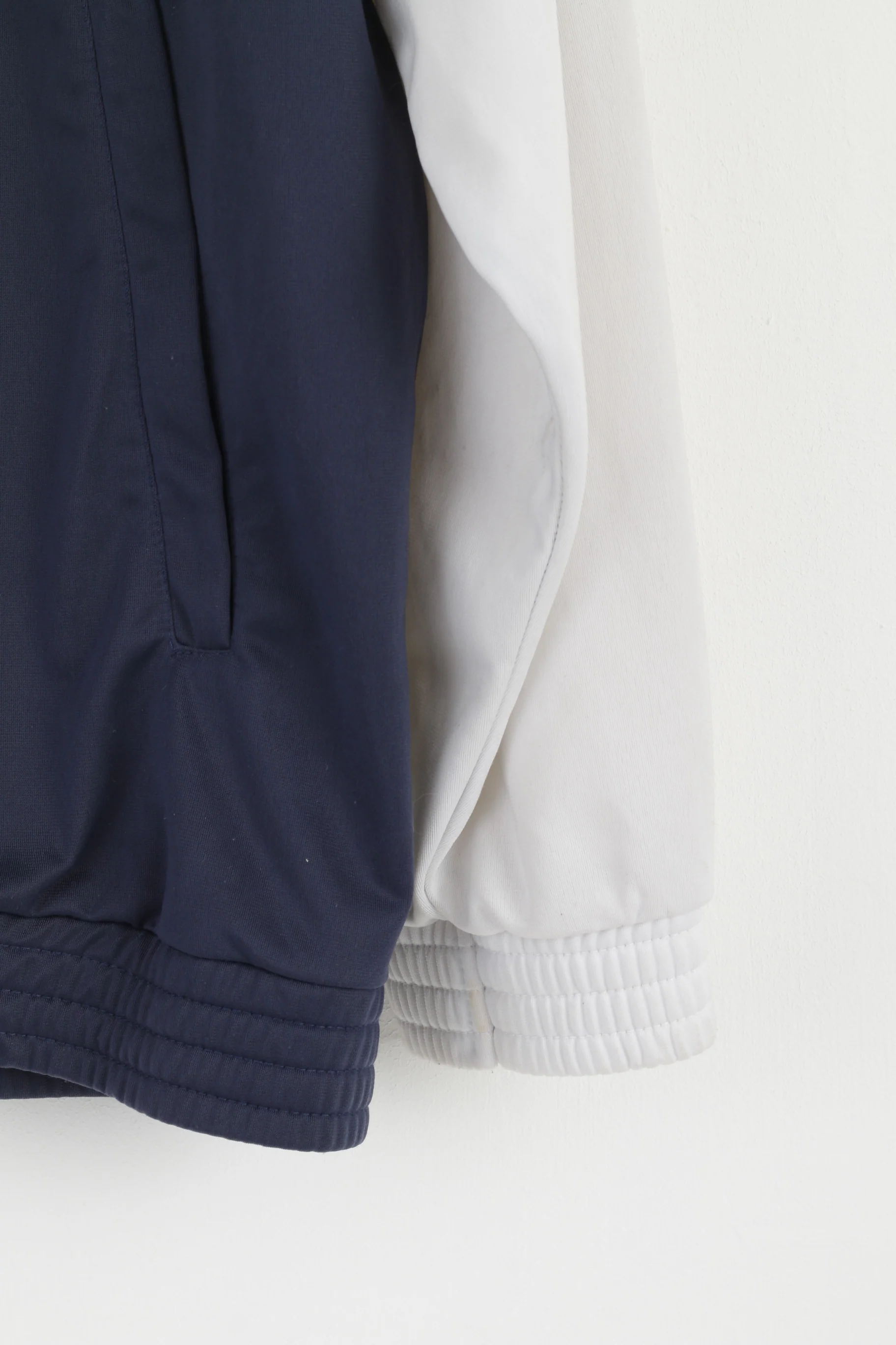 Umbro Men XL Sweatshirt Navy White Shiny Full Zipper Active Track Top - Image 3